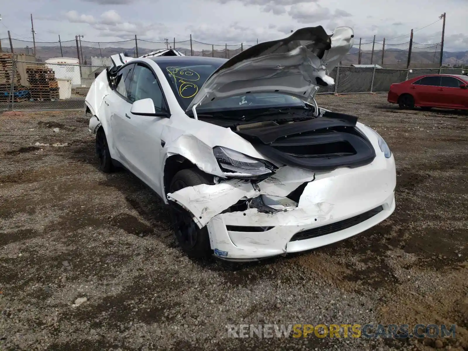 1 Photograph of a damaged car 5YJYGDEE6LF056749 TESLA MODEL Y 2020