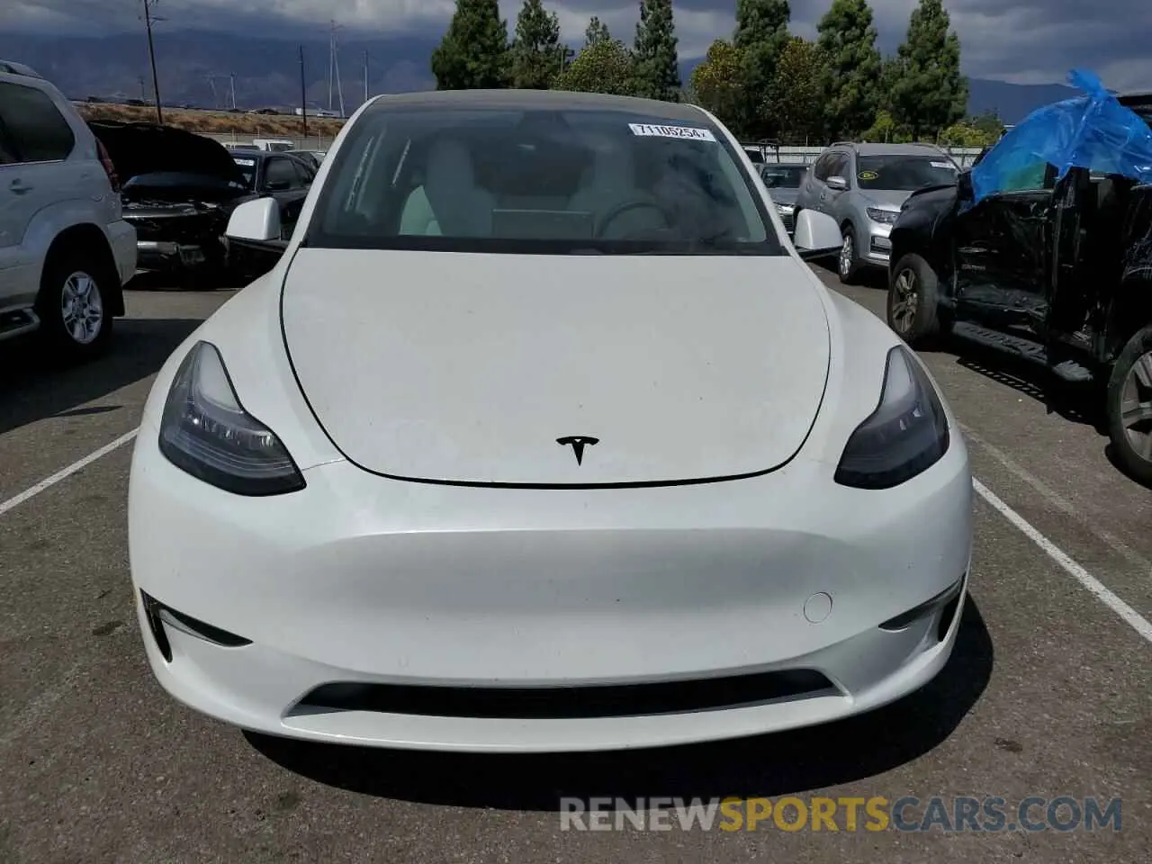 5 Photograph of a damaged car 5YJYGDEE6LF059019 TESLA MODEL Y 2020