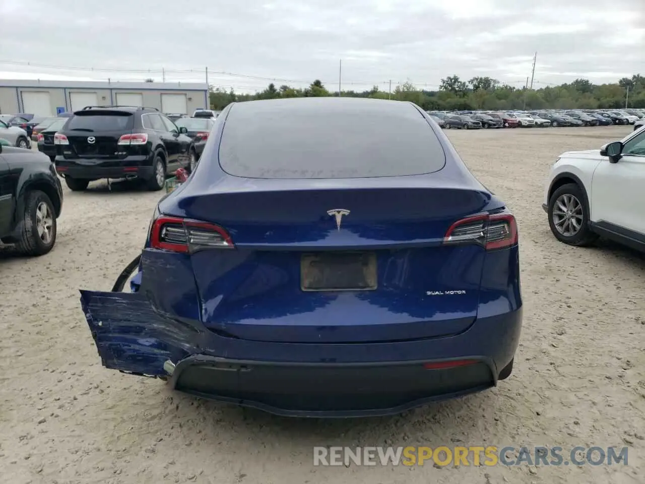 6 Photograph of a damaged car 5YJYGDEE7LF006488 TESLA MODEL Y 2020