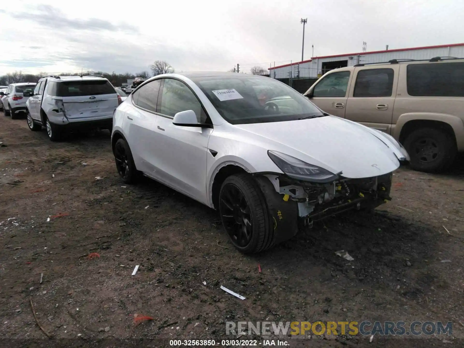 1 Photograph of a damaged car 5YJYGDEE7LF008645 TESLA MODEL Y 2020