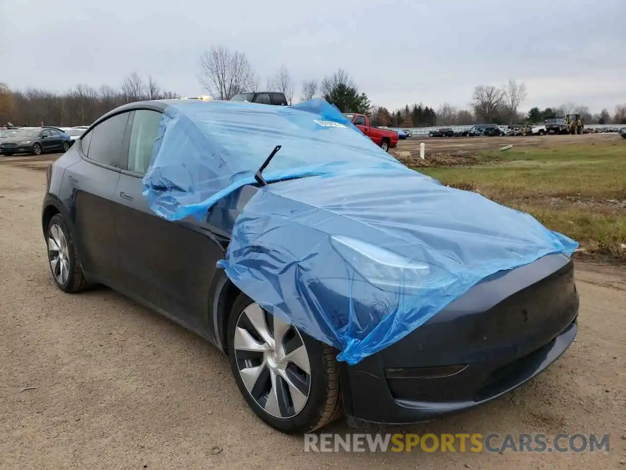 1 Photograph of a damaged car 5YJYGDEE7LF010167 TESLA MODEL Y 2020