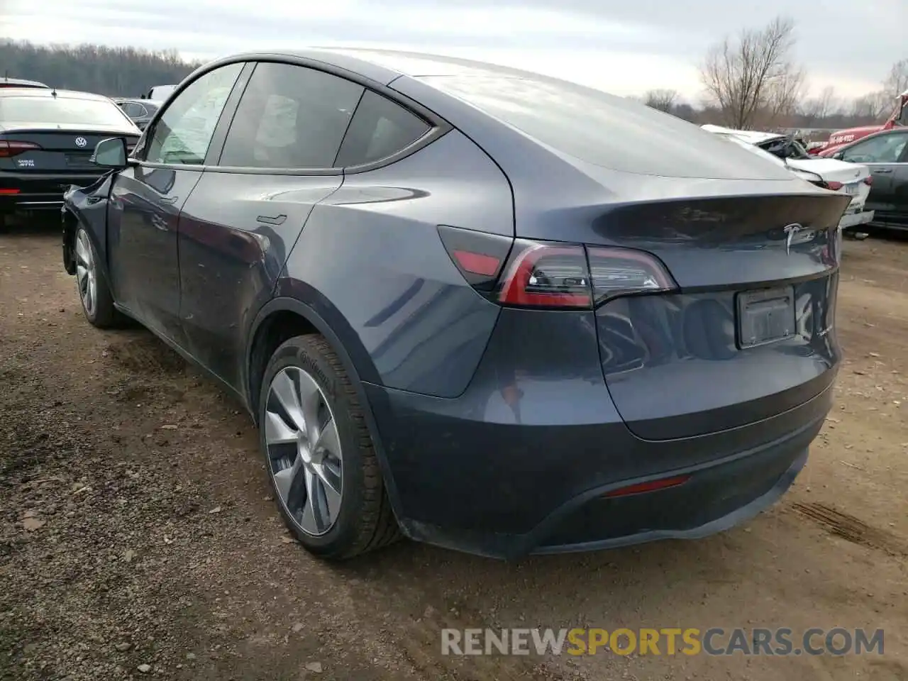 3 Photograph of a damaged car 5YJYGDEE7LF010167 TESLA MODEL Y 2020