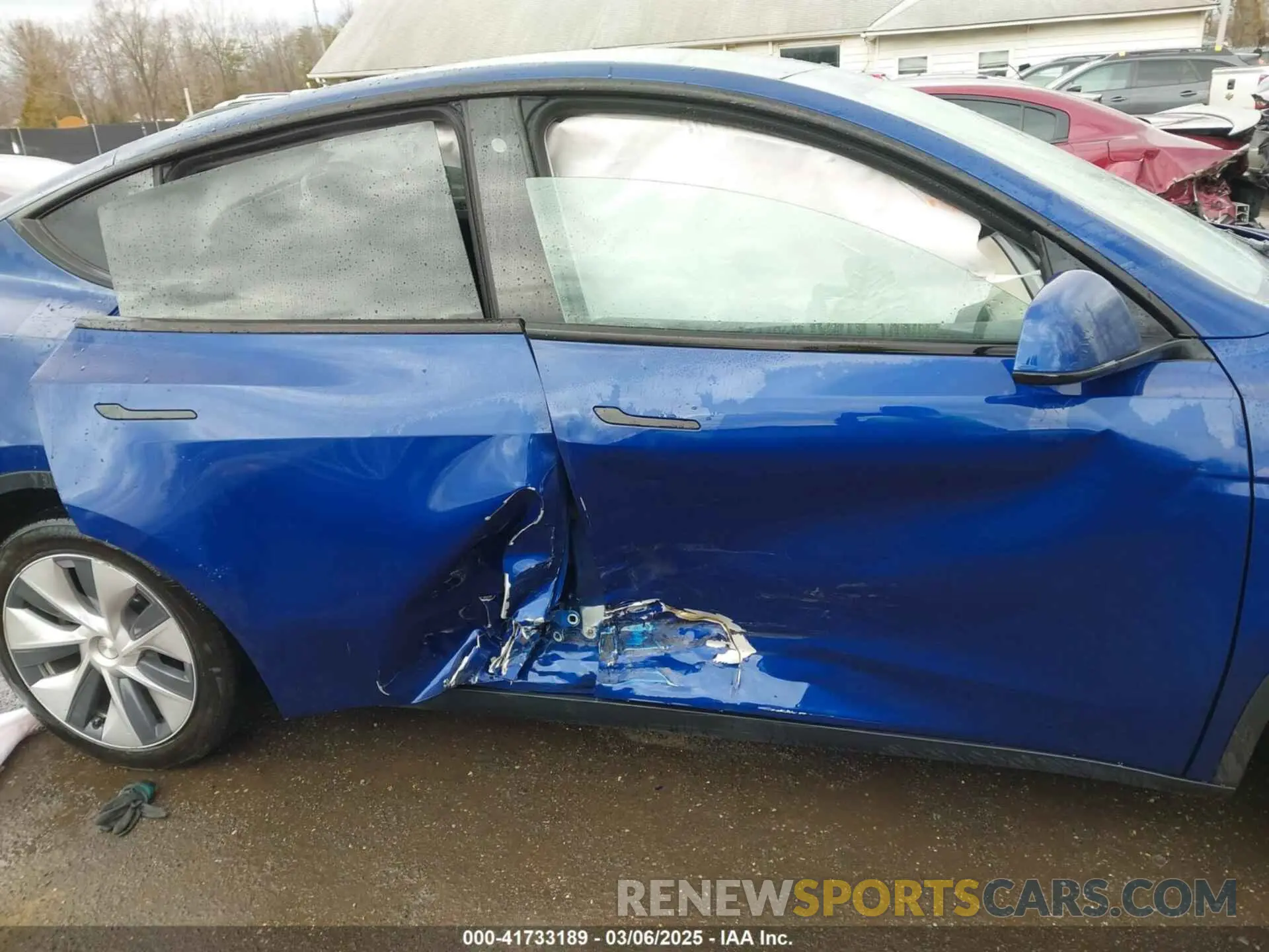 13 Photograph of a damaged car 5YJYGDEE7LF010394 TESLA MODEL Y 2020
