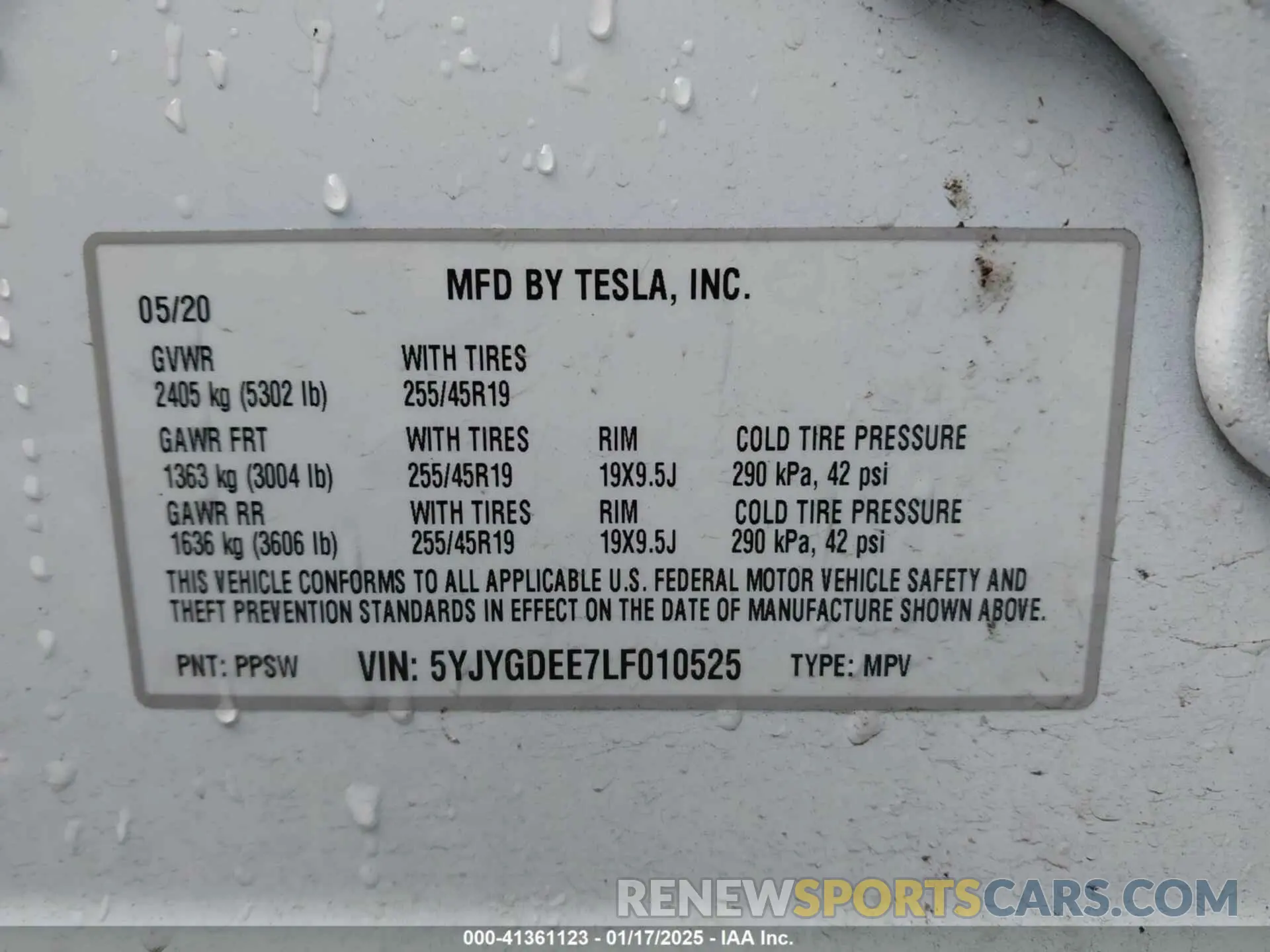9 Photograph of a damaged car 5YJYGDEE7LF010525 TESLA MODEL Y 2020