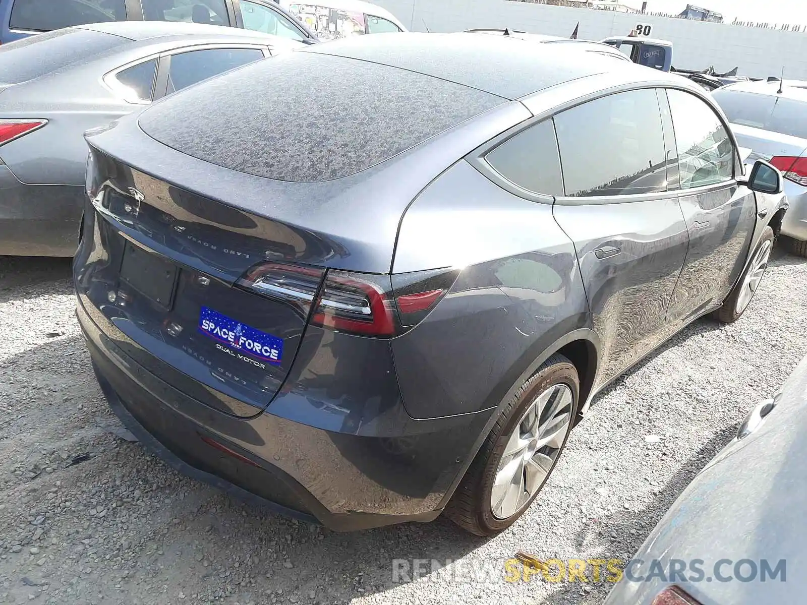 4 Photograph of a damaged car 5YJYGDEE7LF013344 TESLA MODEL Y 2020