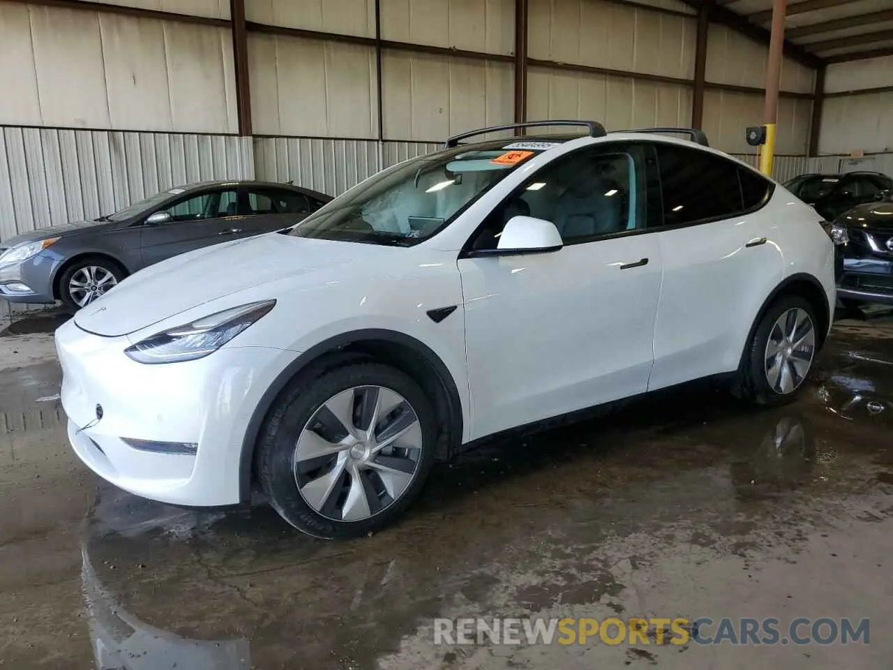 1 Photograph of a damaged car 5YJYGDEE7LF015255 TESLA MODEL Y 2020