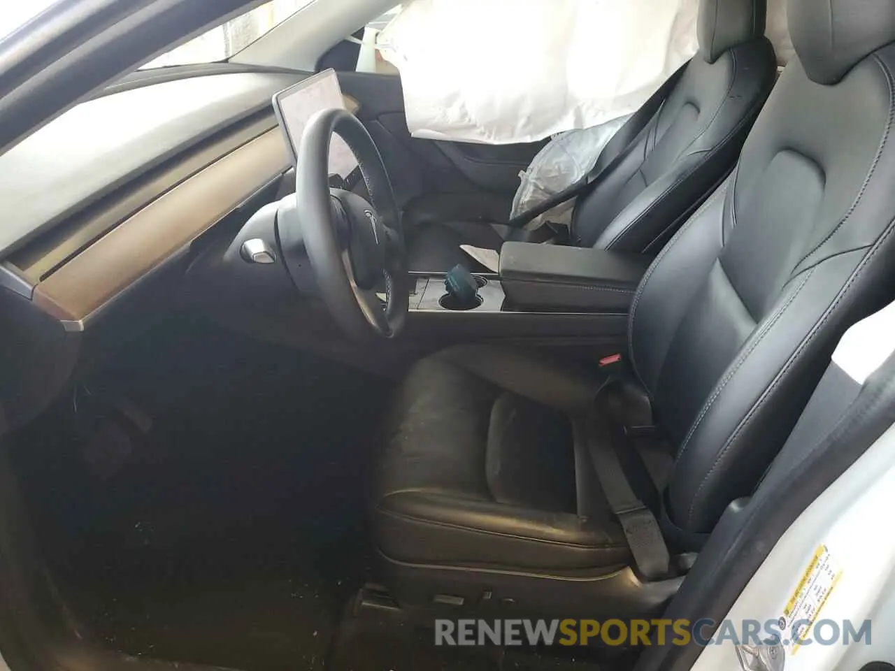 7 Photograph of a damaged car 5YJYGDEE7LF015255 TESLA MODEL Y 2020