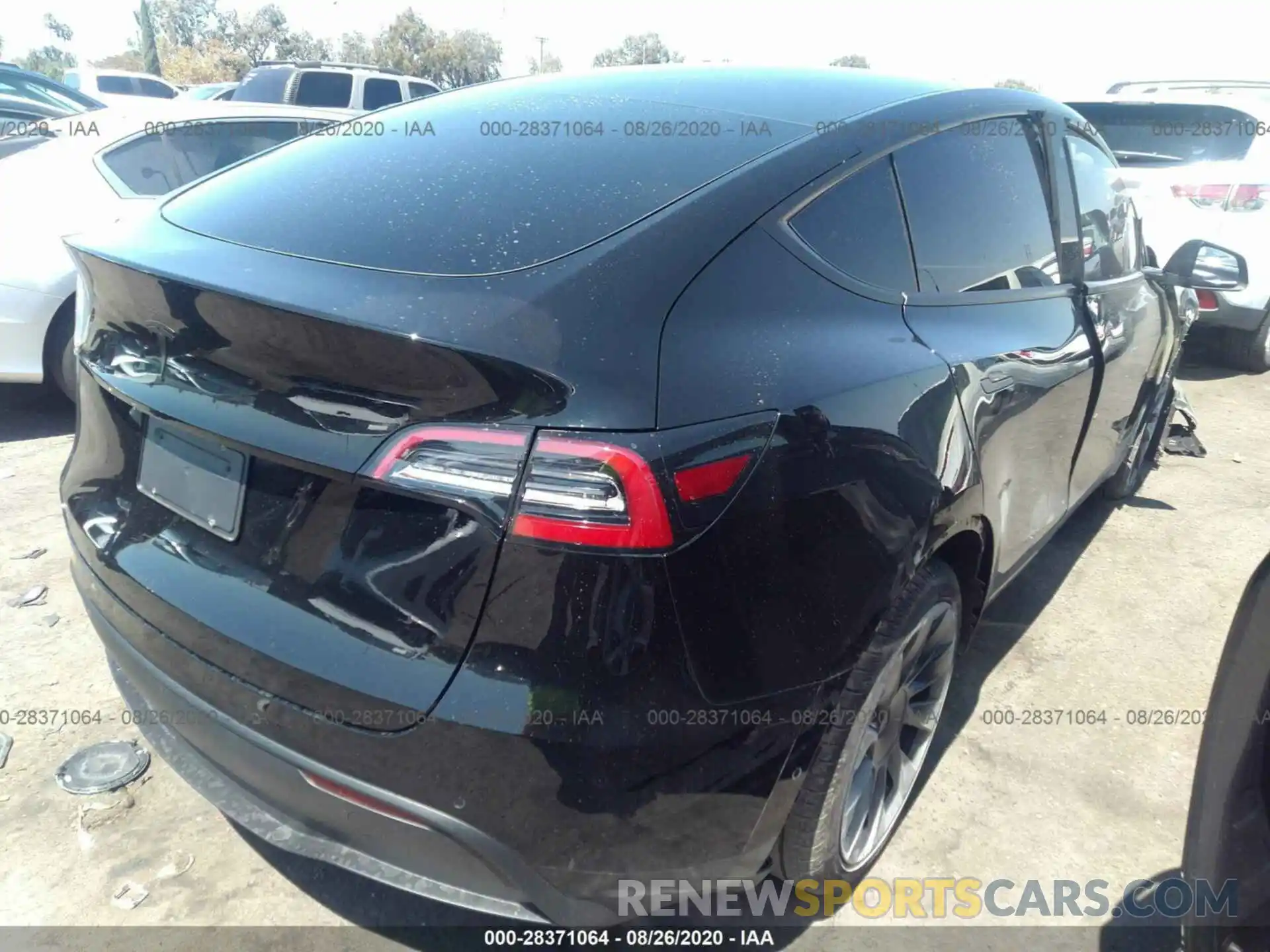 4 Photograph of a damaged car 5YJYGDEE7LF018446 TESLA MODEL Y 2020