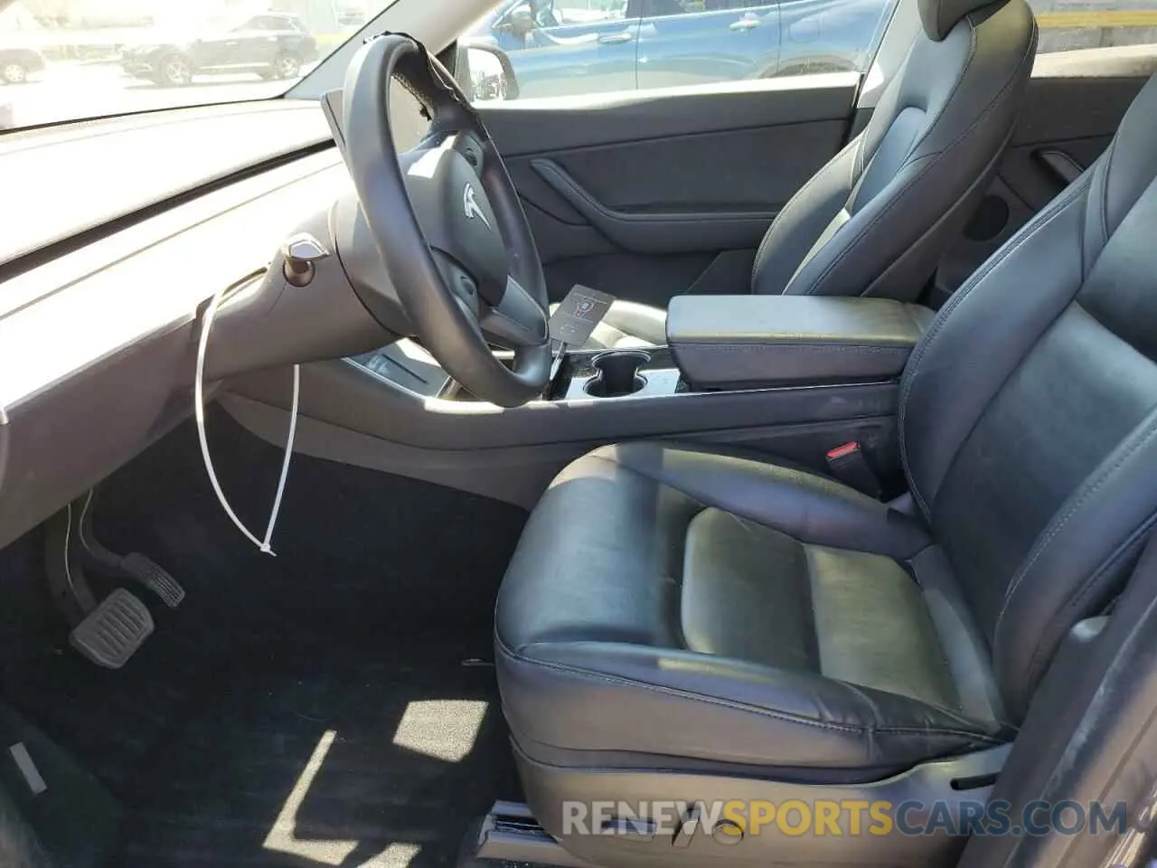 7 Photograph of a damaged car 5YJYGDEE7LF020455 TESLA MODEL Y 2020