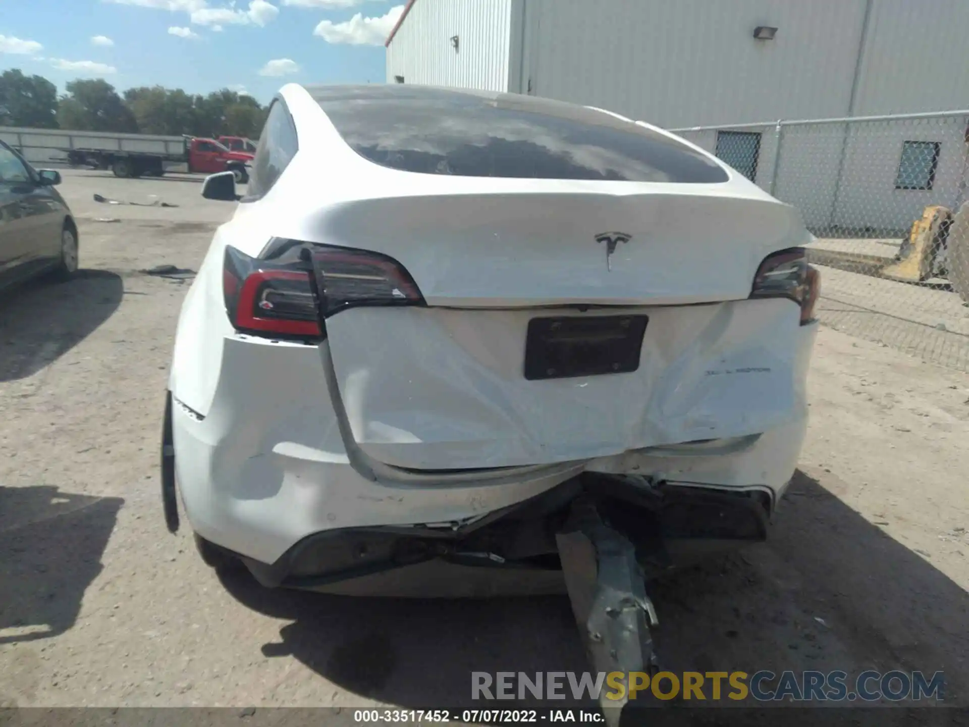 6 Photograph of a damaged car 5YJYGDEE7LF036221 TESLA MODEL Y 2020