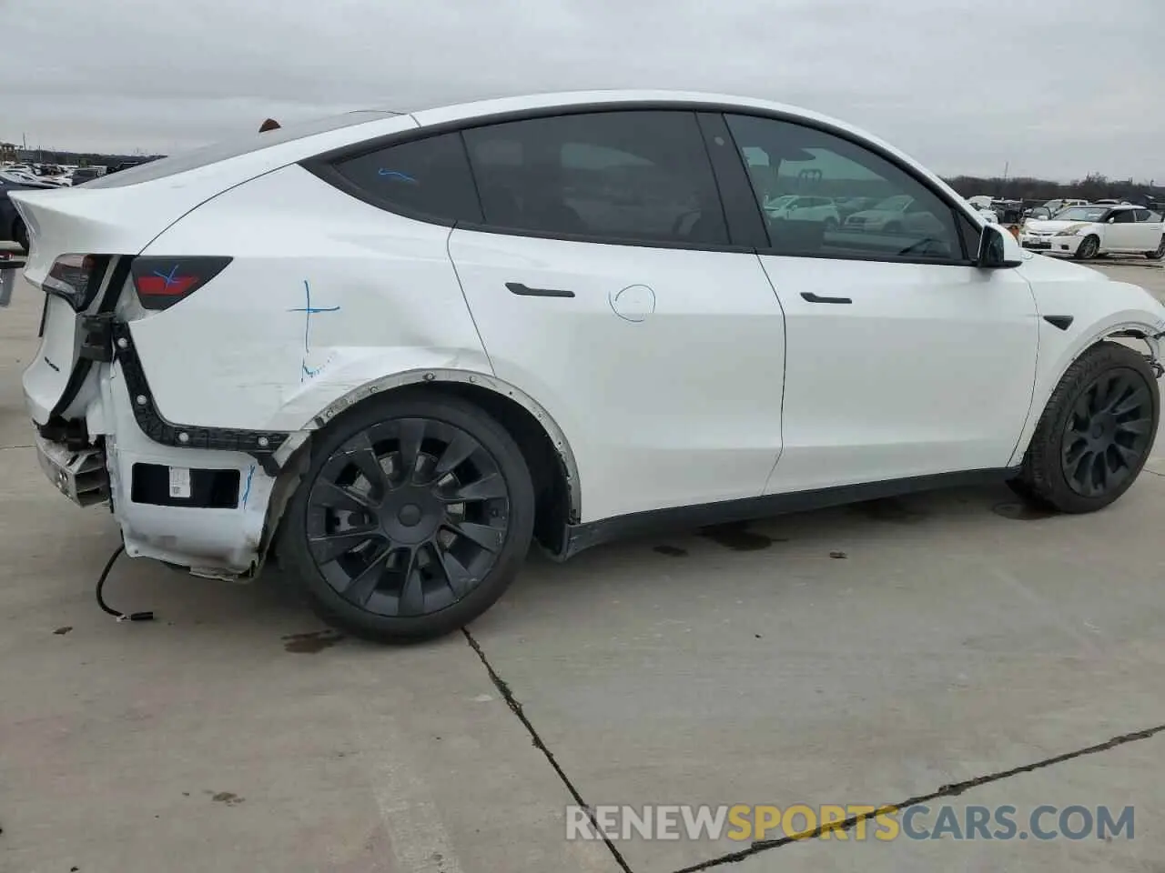 3 Photograph of a damaged car 5YJYGDEE7LF037420 TESLA MODEL Y 2020