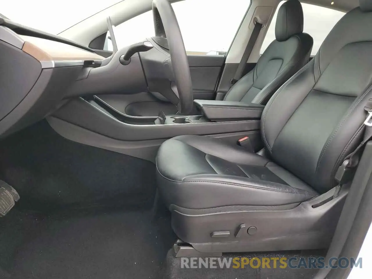 7 Photograph of a damaged car 5YJYGDEE7LF037420 TESLA MODEL Y 2020