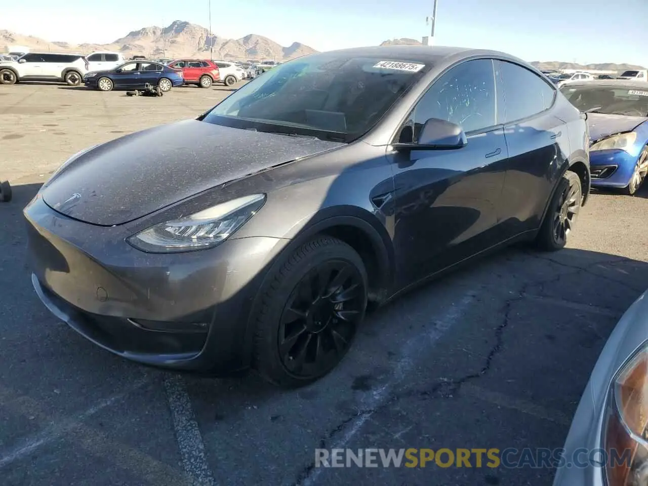 1 Photograph of a damaged car 5YJYGDEE7LF042052 TESLA MODEL Y 2020