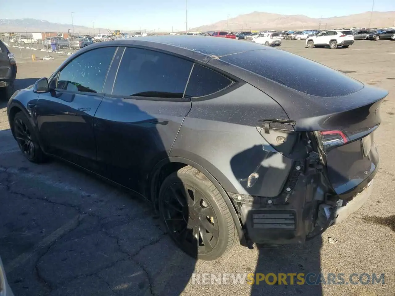 2 Photograph of a damaged car 5YJYGDEE7LF042052 TESLA MODEL Y 2020