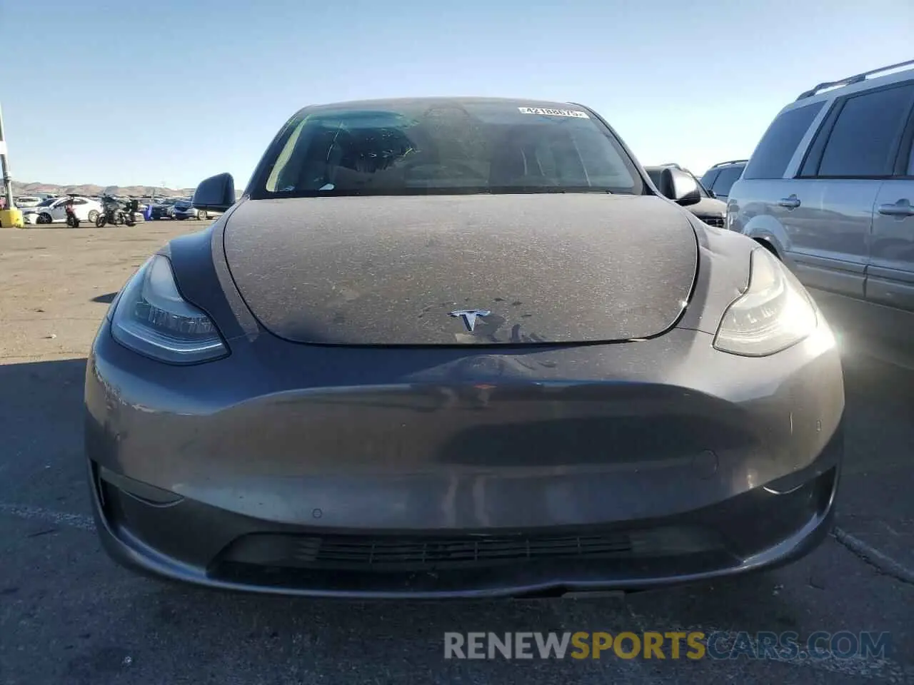 5 Photograph of a damaged car 5YJYGDEE7LF042052 TESLA MODEL Y 2020
