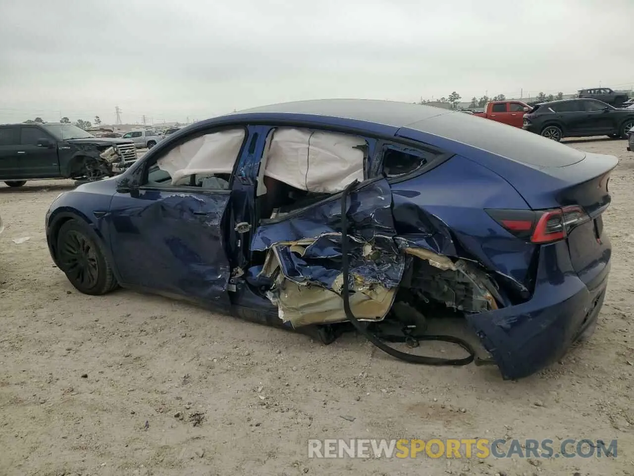 2 Photograph of a damaged car 5YJYGDEE7LF057909 TESLA MODEL Y 2020