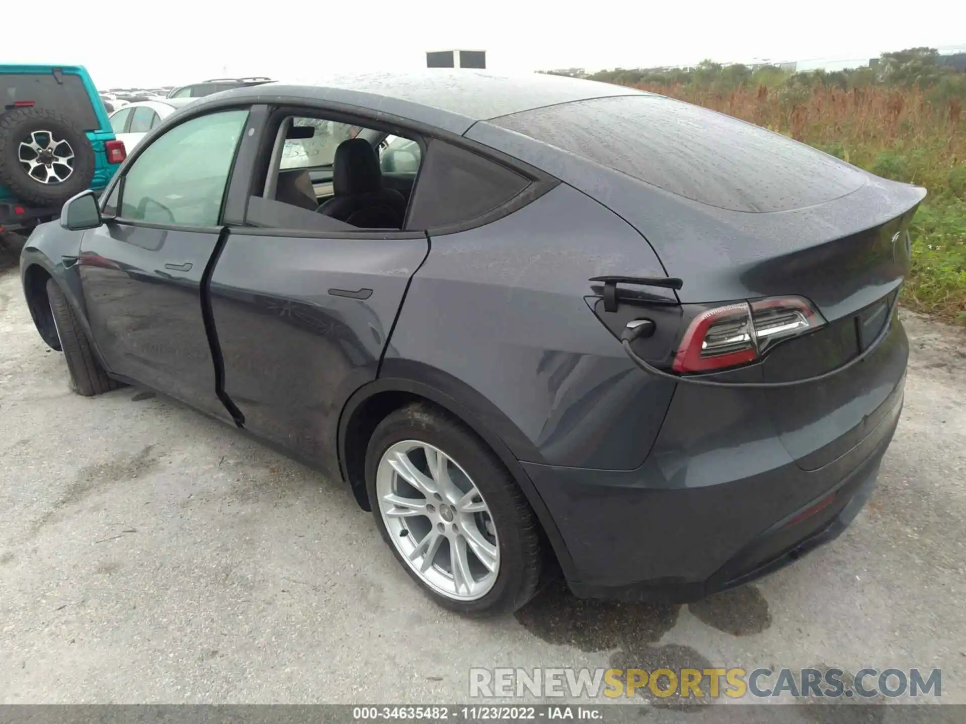 3 Photograph of a damaged car 5YJYGDEE8LF006841 TESLA MODEL Y 2020