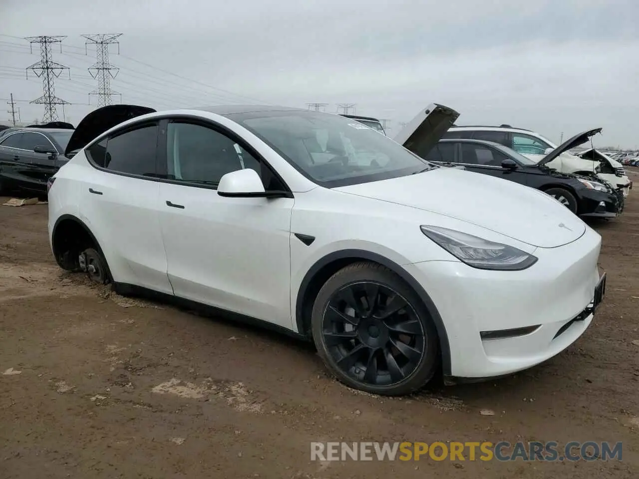 4 Photograph of a damaged car 5YJYGDEE8LF008346 TESLA MODEL Y 2020