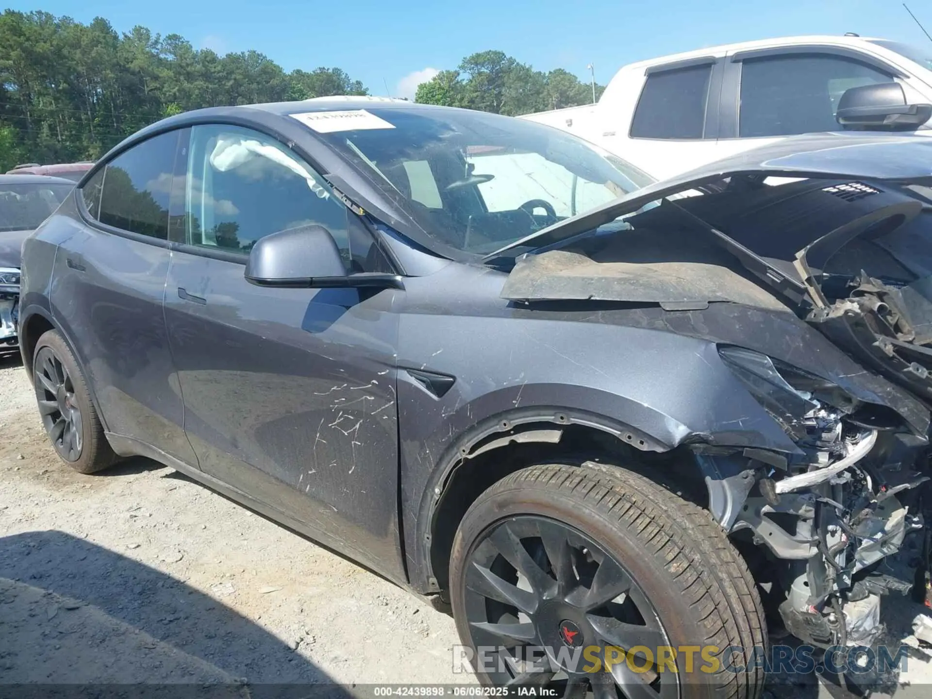12 Photograph of a damaged car 5YJYGDEE8LF008458 TESLA MODEL Y 2020
