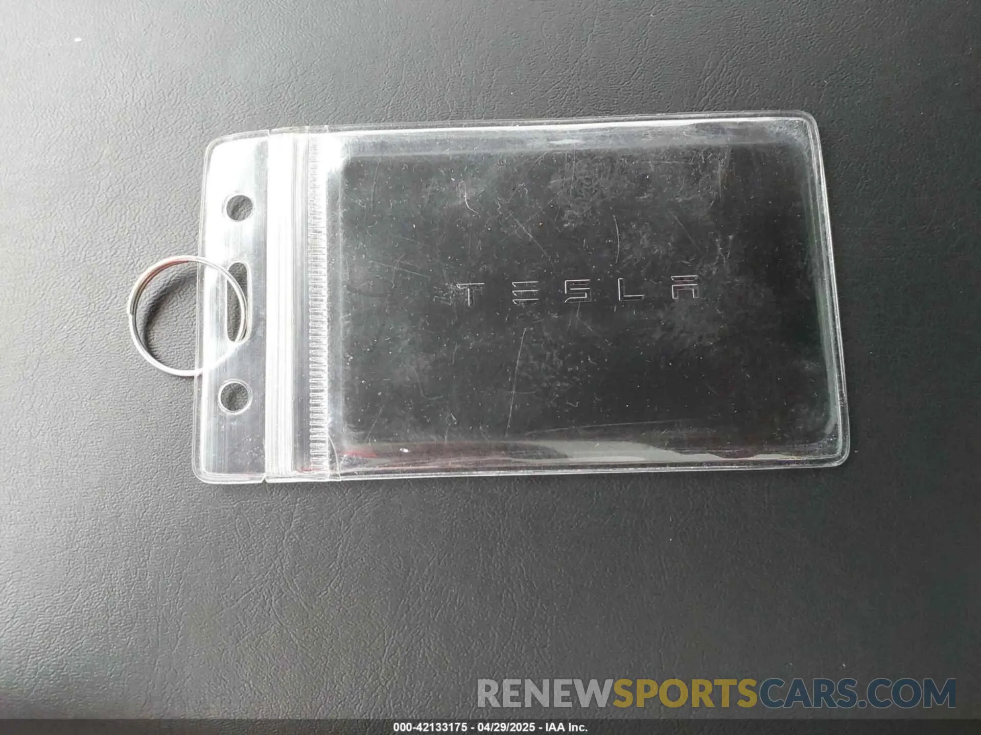 11 Photograph of a damaged car 5YJYGDEE8LF012994 TESLA MODEL Y 2020