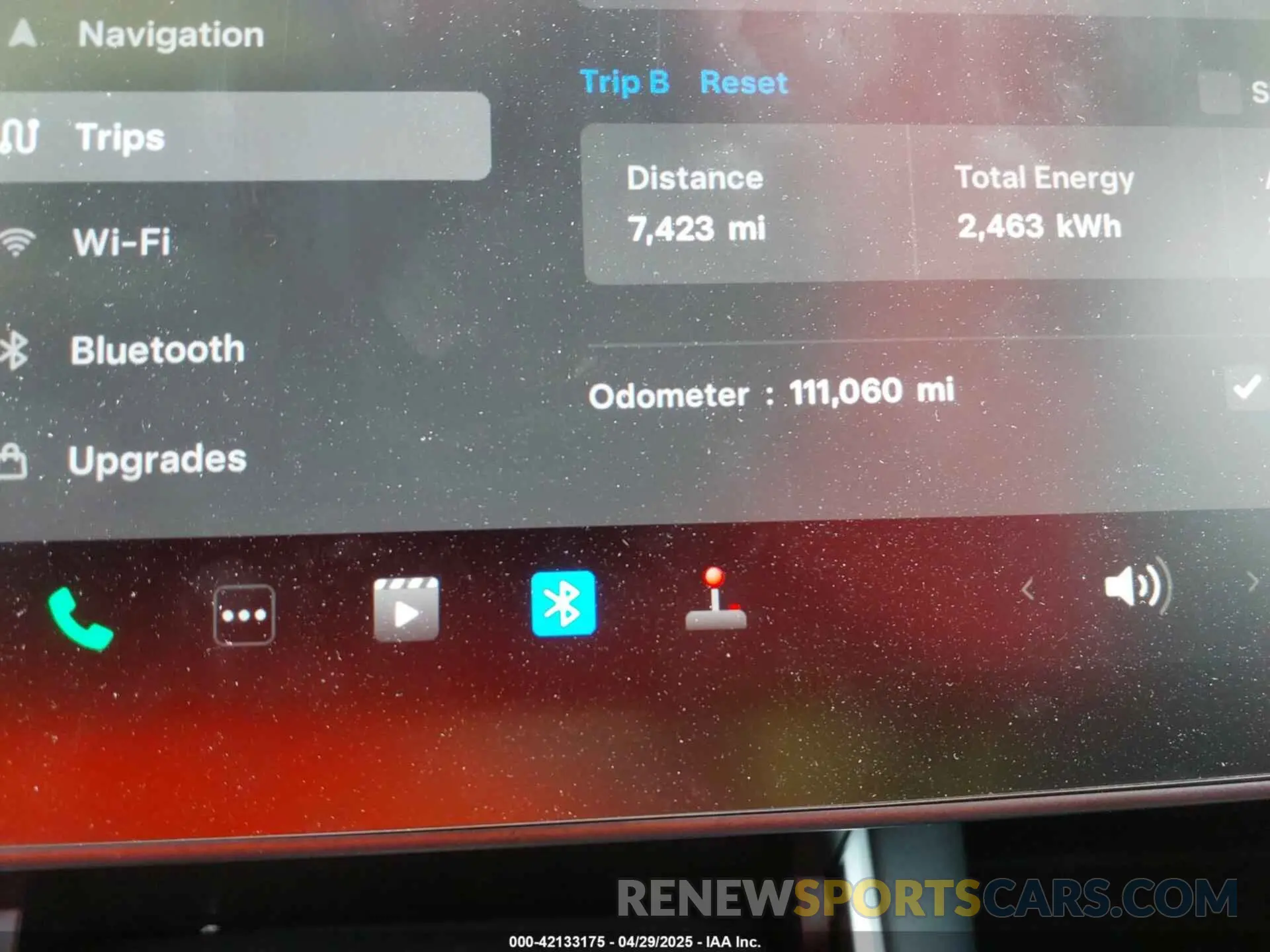 15 Photograph of a damaged car 5YJYGDEE8LF012994 TESLA MODEL Y 2020