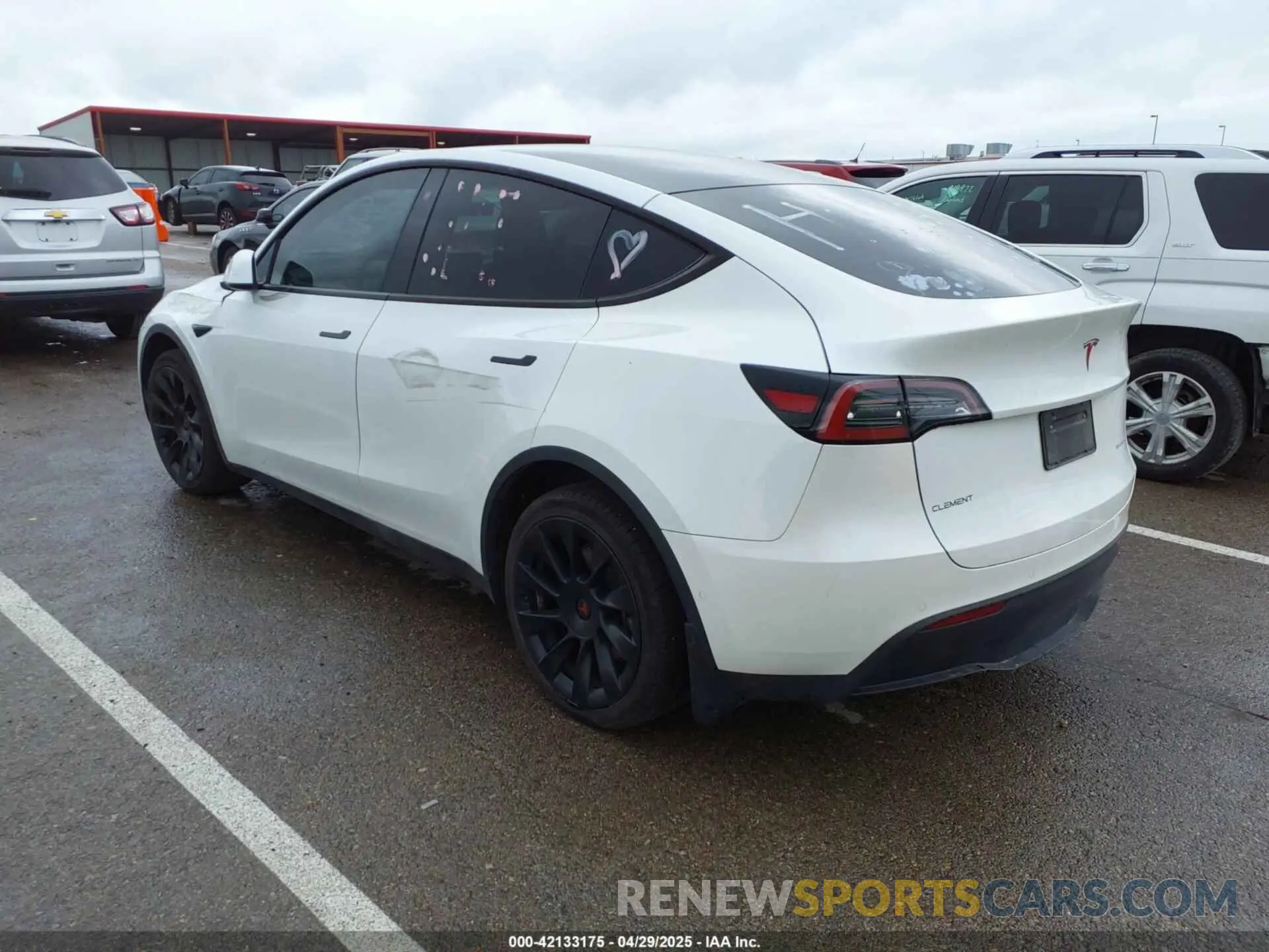 3 Photograph of a damaged car 5YJYGDEE8LF012994 TESLA MODEL Y 2020