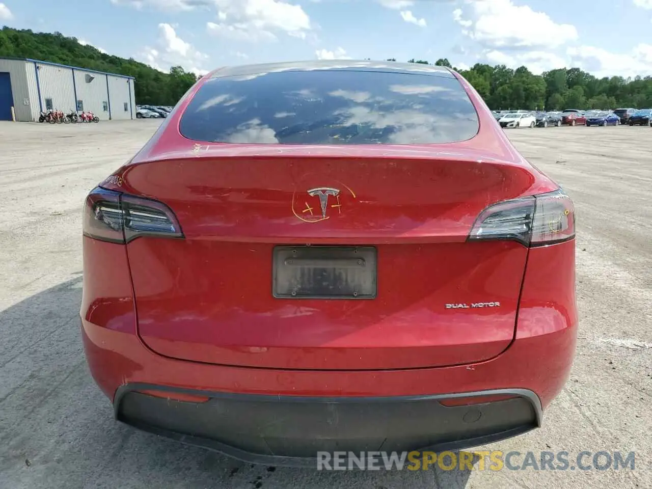 6 Photograph of a damaged car 5YJYGDEE8LF014163 TESLA MODEL Y 2020