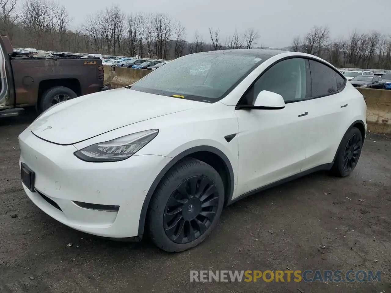1 Photograph of a damaged car 5YJYGDEE8LF026104 TESLA MODEL Y 2020
