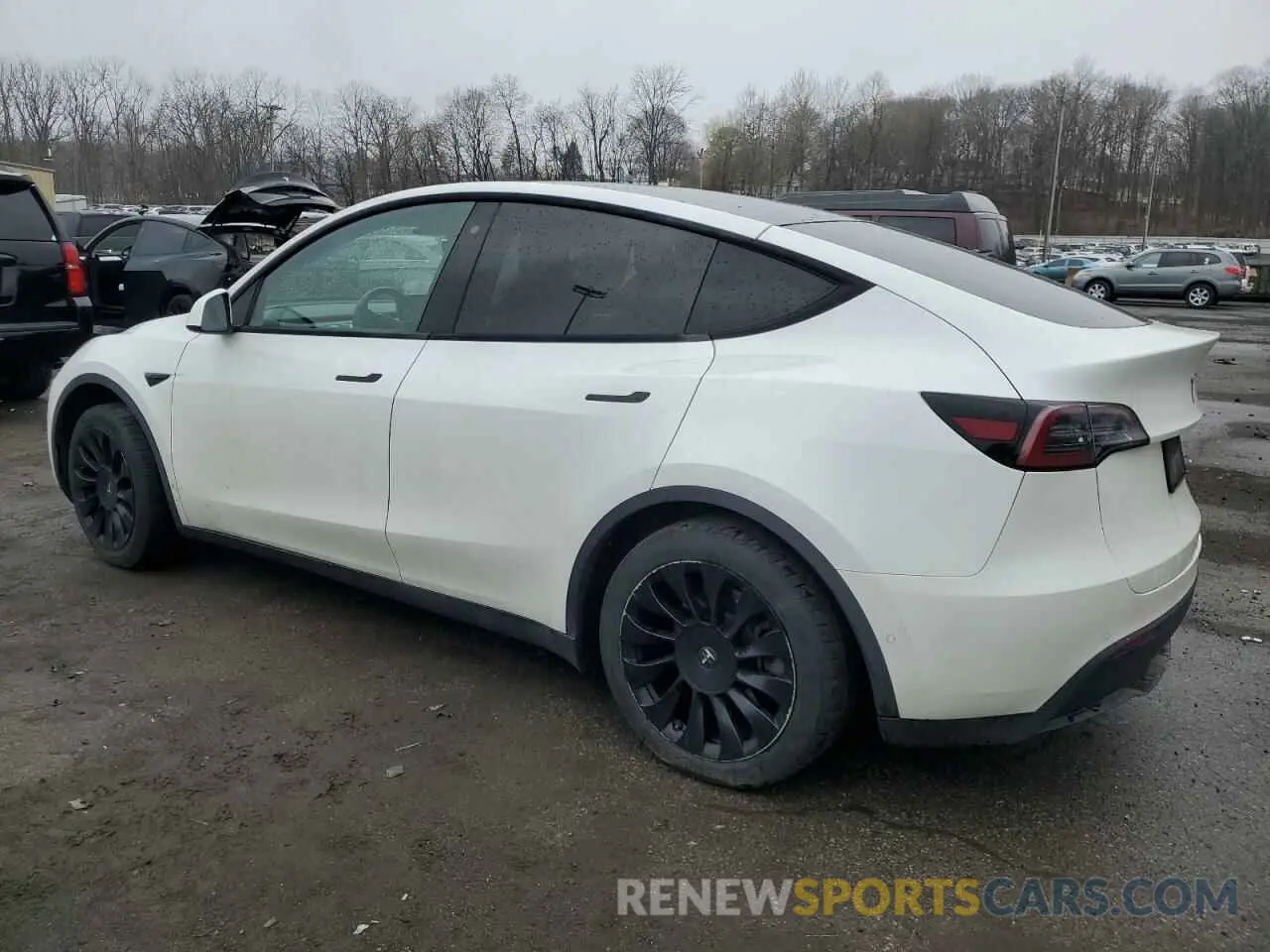 2 Photograph of a damaged car 5YJYGDEE8LF026104 TESLA MODEL Y 2020