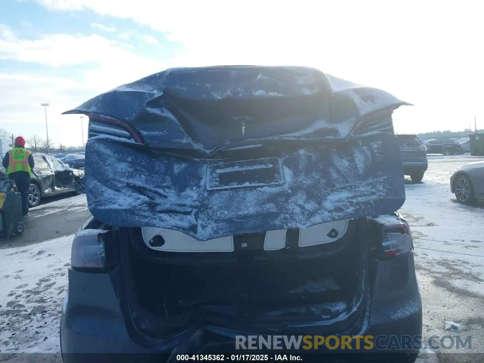 15 Photograph of a damaged car 5YJYGDEE8LF026135 TESLA MODEL Y 2020