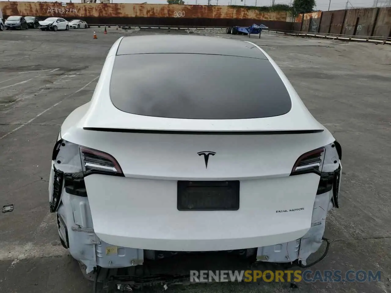 6 Photograph of a damaged car 5YJYGDEE8LF026202 TESLA MODEL Y 2020