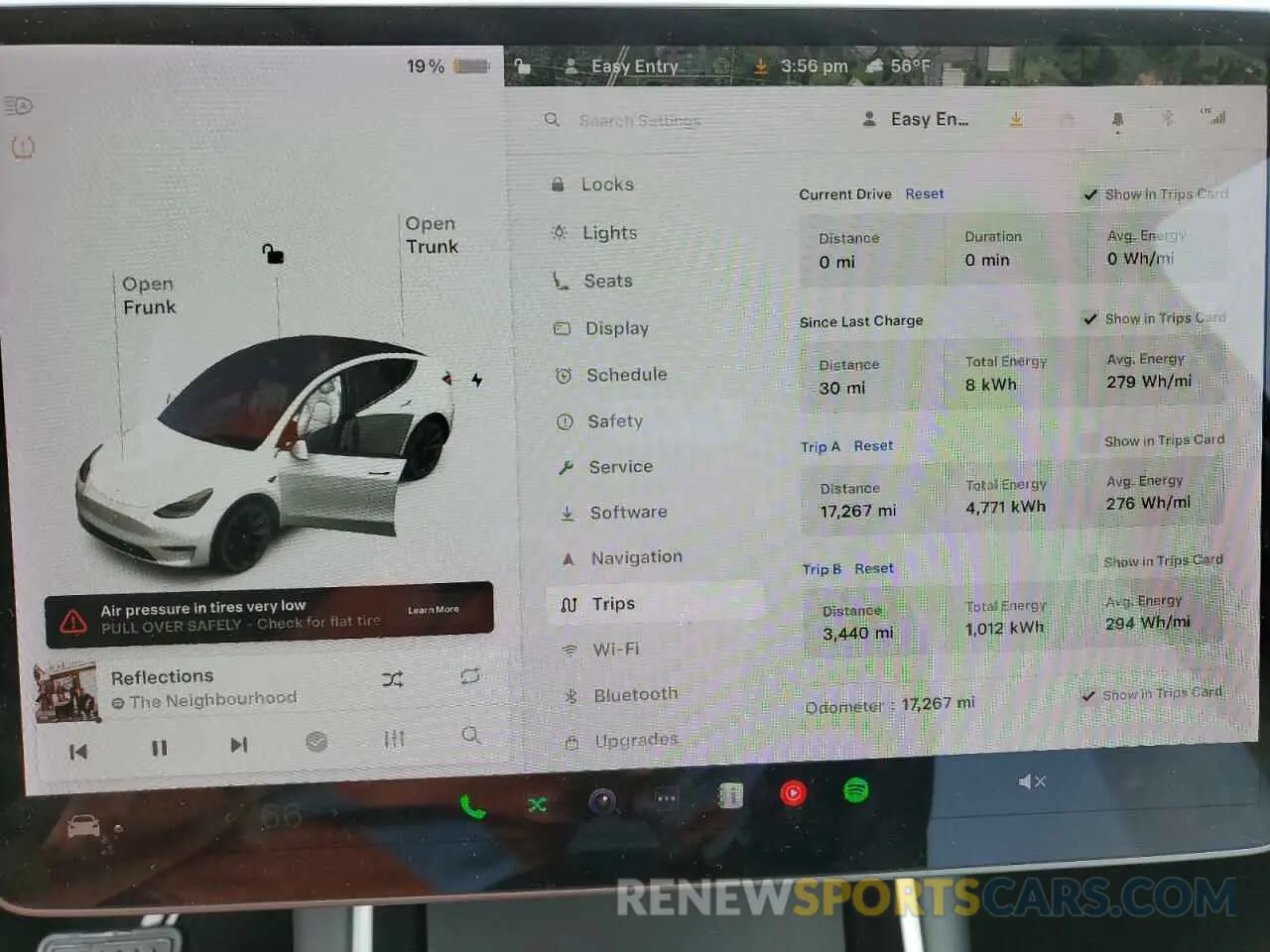 9 Photograph of a damaged car 5YJYGDEE8LF032873 TESLA MODEL Y 2020