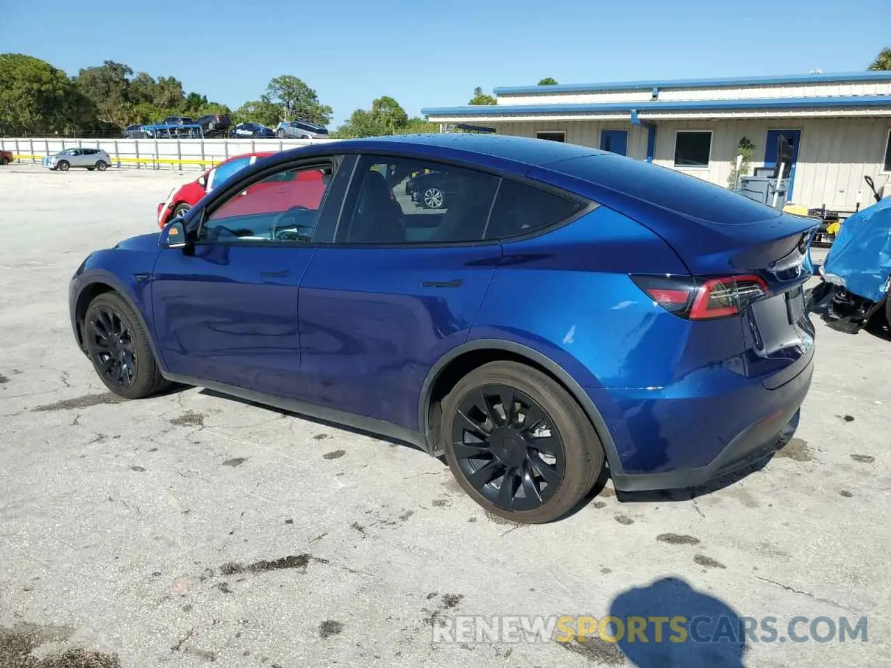 2 Photograph of a damaged car 5YJYGDEE8LF034719 TESLA MODEL Y 2020