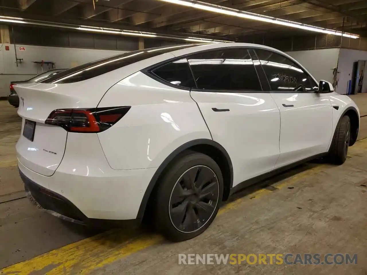 3 Photograph of a damaged car 5YJYGDEE8LF035949 TESLA MODEL Y 2020