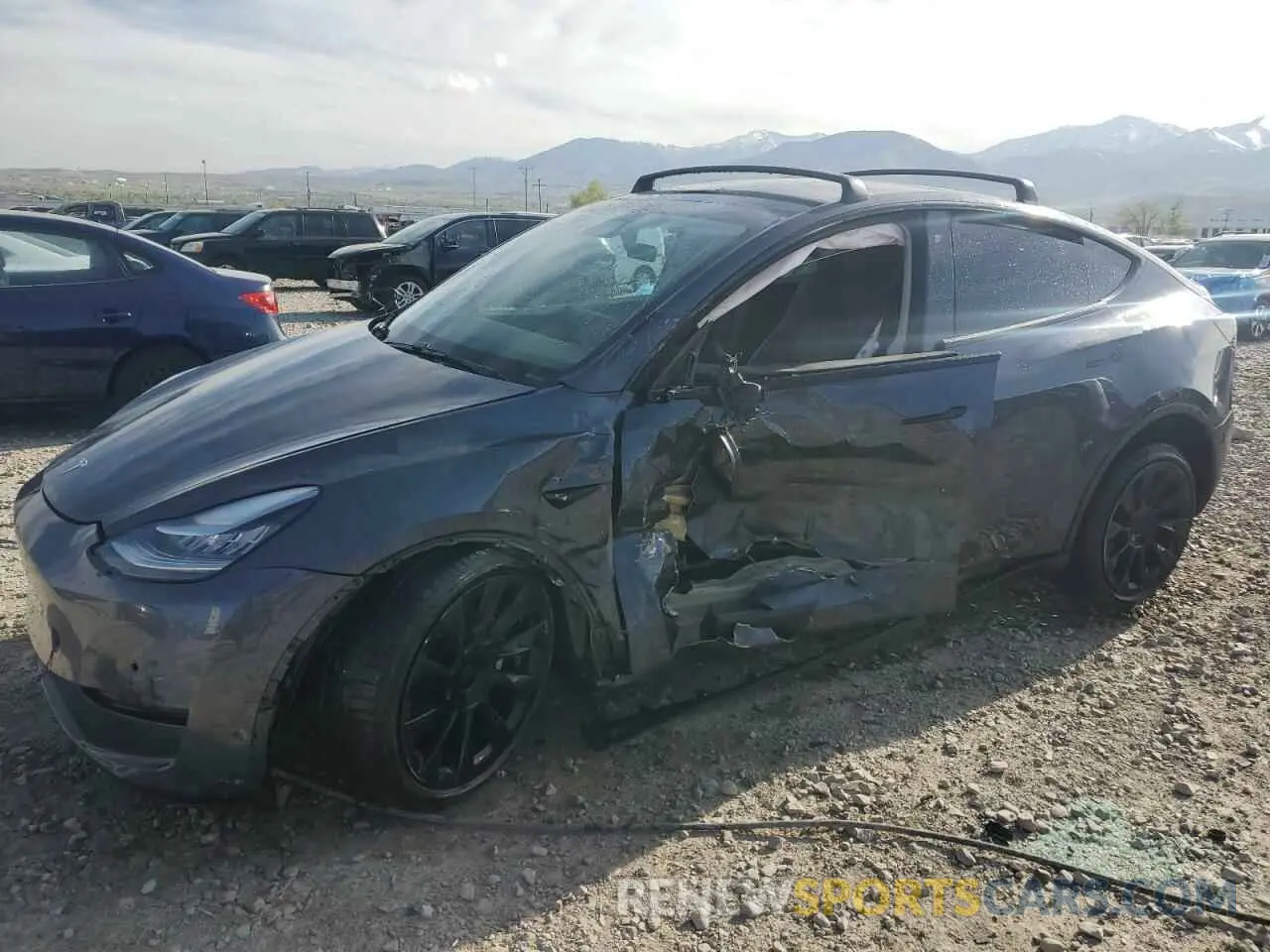 1 Photograph of a damaged car 5YJYGDEE8LF045798 TESLA MODEL Y 2020