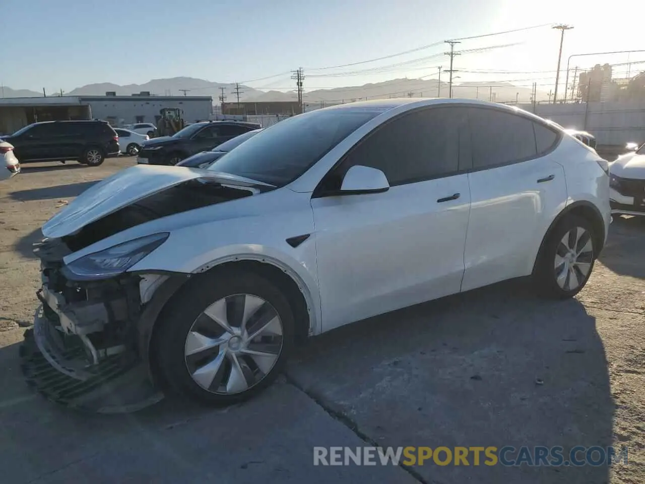 1 Photograph of a damaged car 5YJYGDEE8LF051004 TESLA MODEL Y 2020