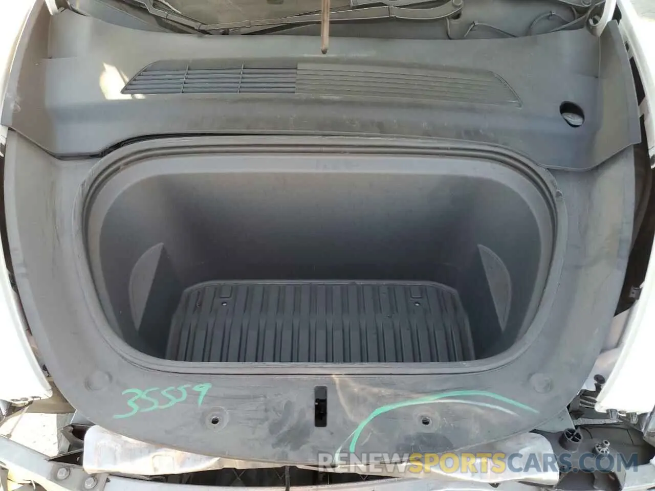 13 Photograph of a damaged car 5YJYGDEE8LF051004 TESLA MODEL Y 2020