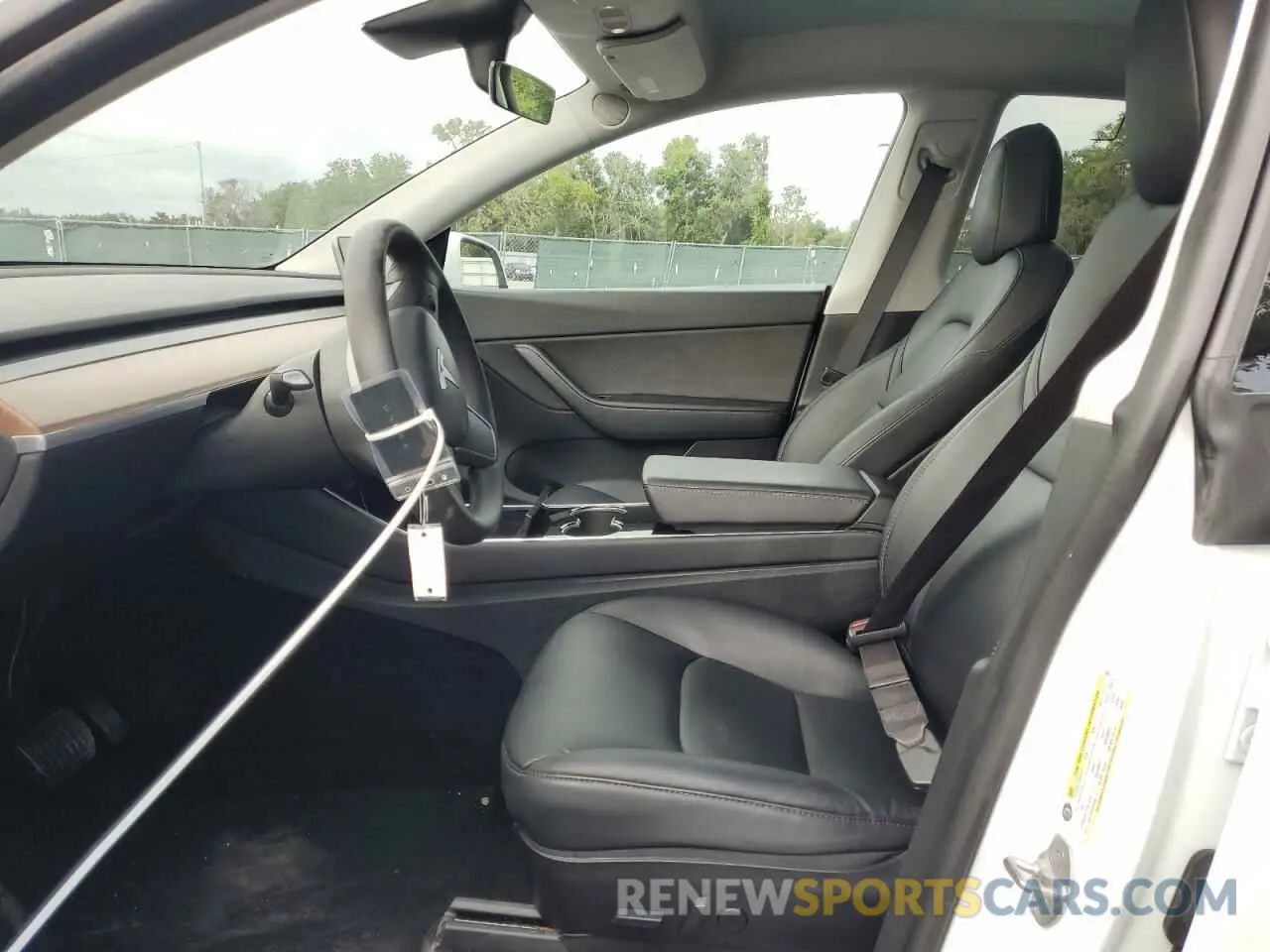 7 Photograph of a damaged car 5YJYGDEE8LF055974 TESLA MODEL Y 2020