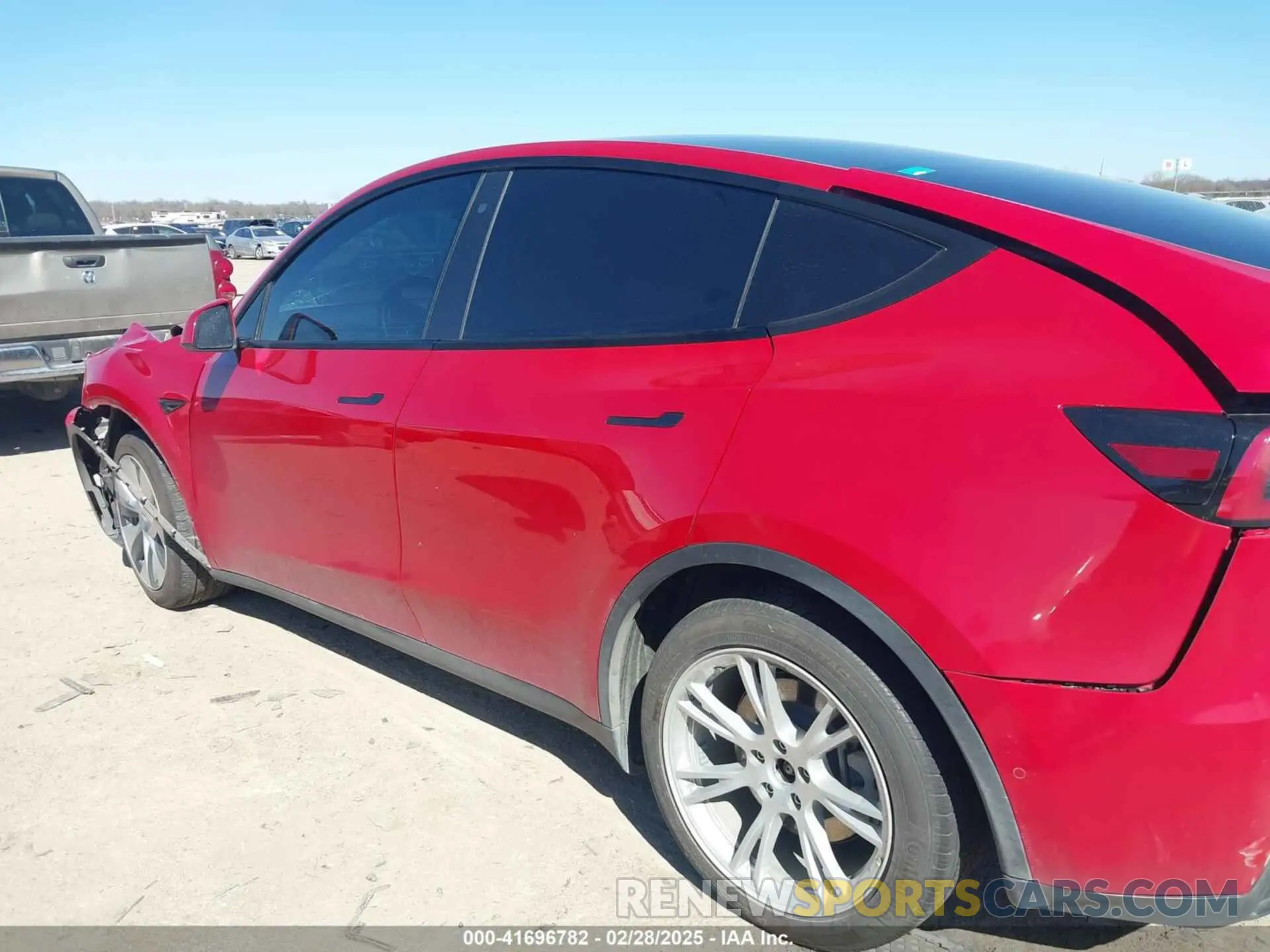 13 Photograph of a damaged car 5YJYGDEE9LF009523 TESLA MODEL Y 2020