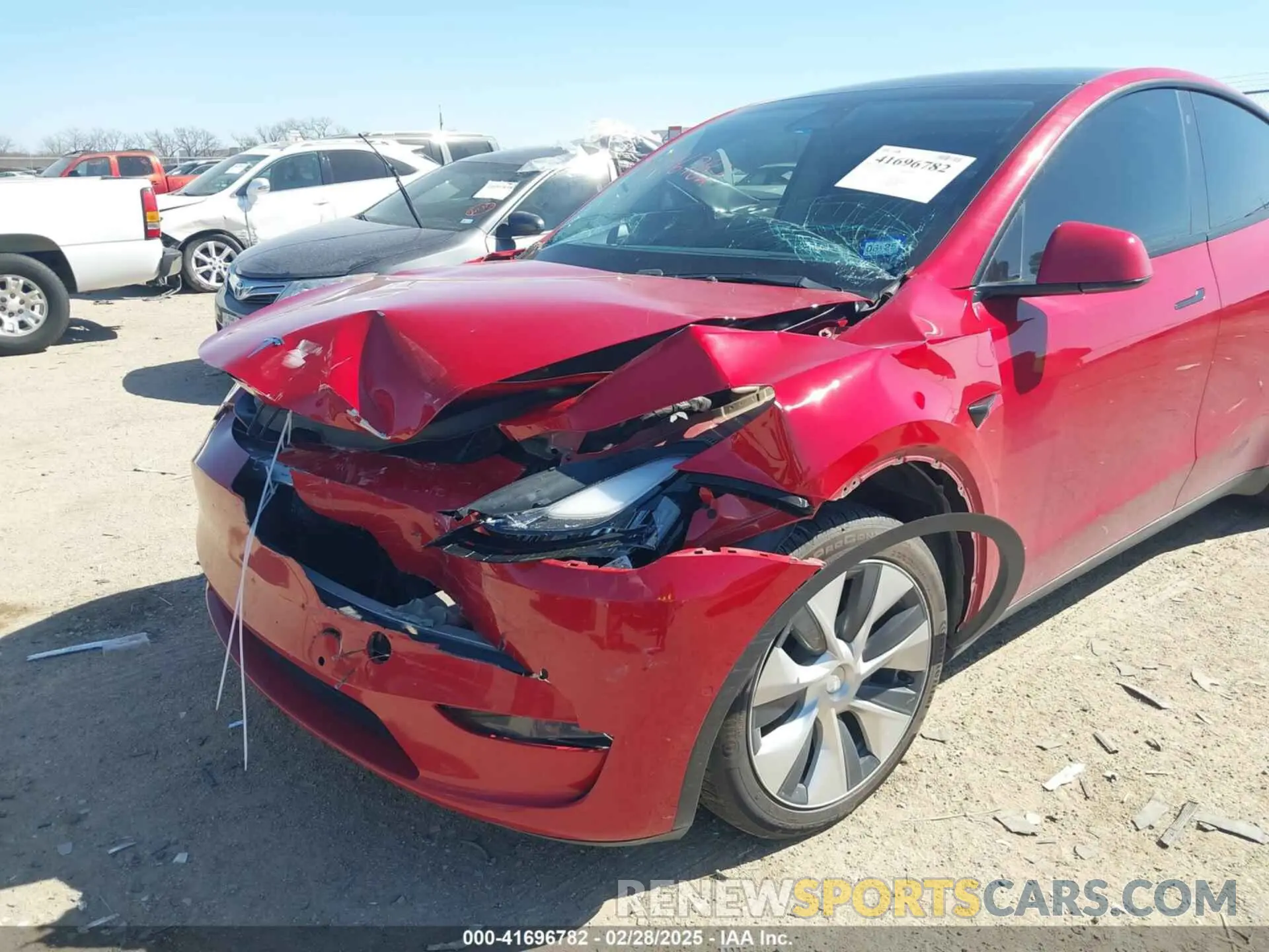 6 Photograph of a damaged car 5YJYGDEE9LF009523 TESLA MODEL Y 2020
