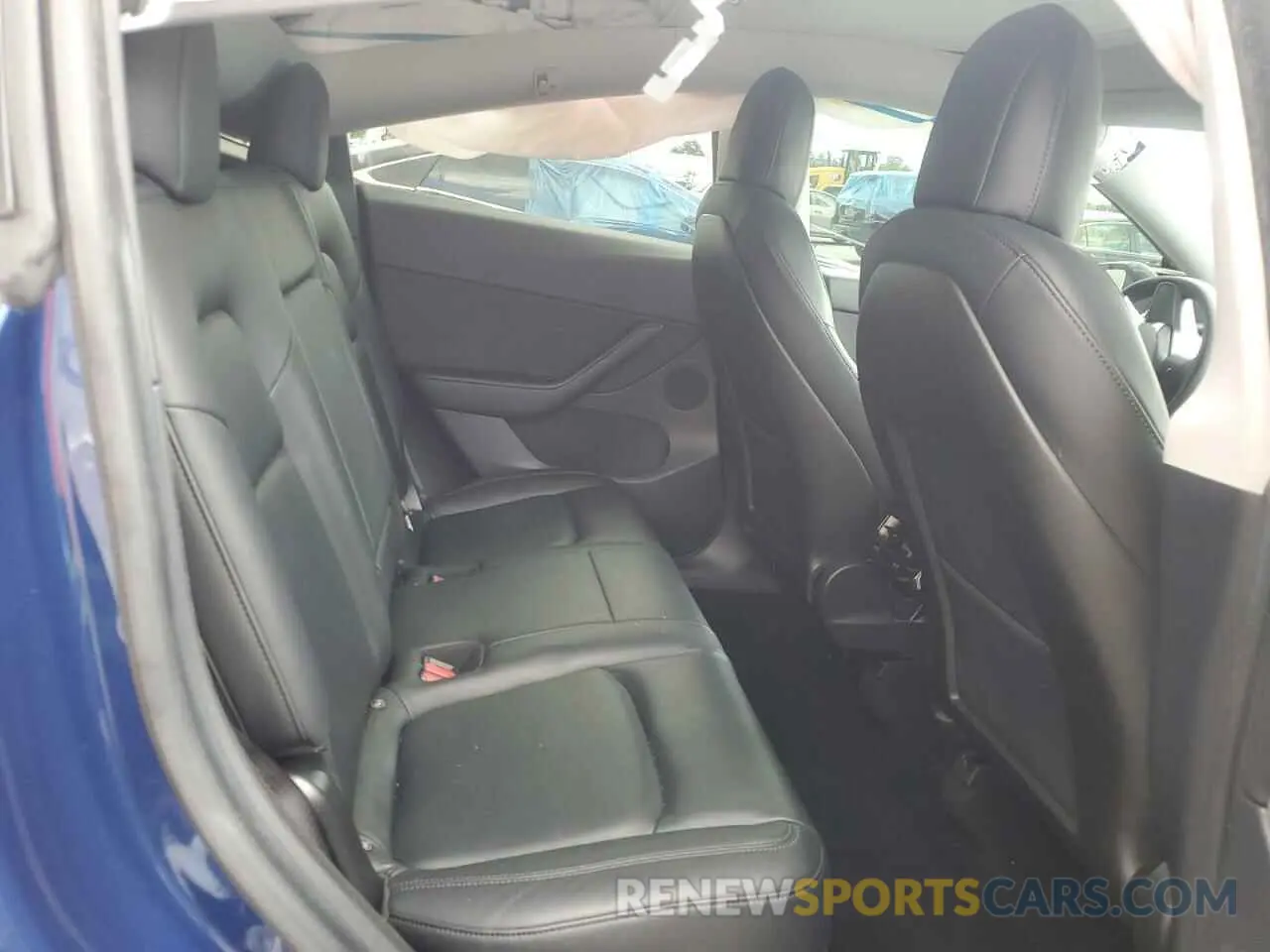 10 Photograph of a damaged car 5YJYGDEE9LF012681 TESLA MODEL Y 2020