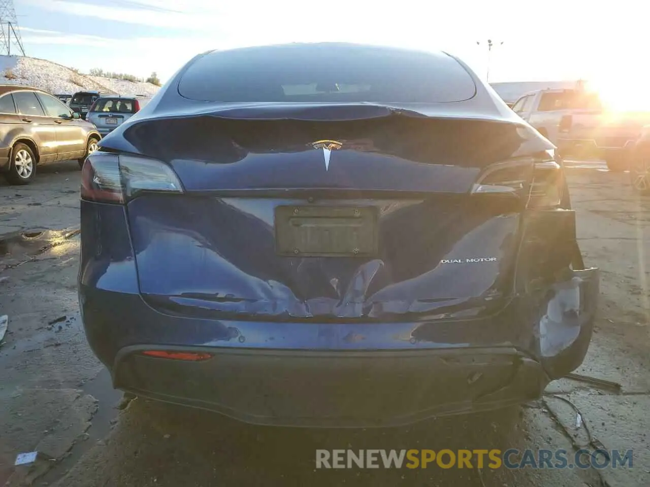 6 Photograph of a damaged car 5YJYGDEE9LF012955 TESLA MODEL Y 2020