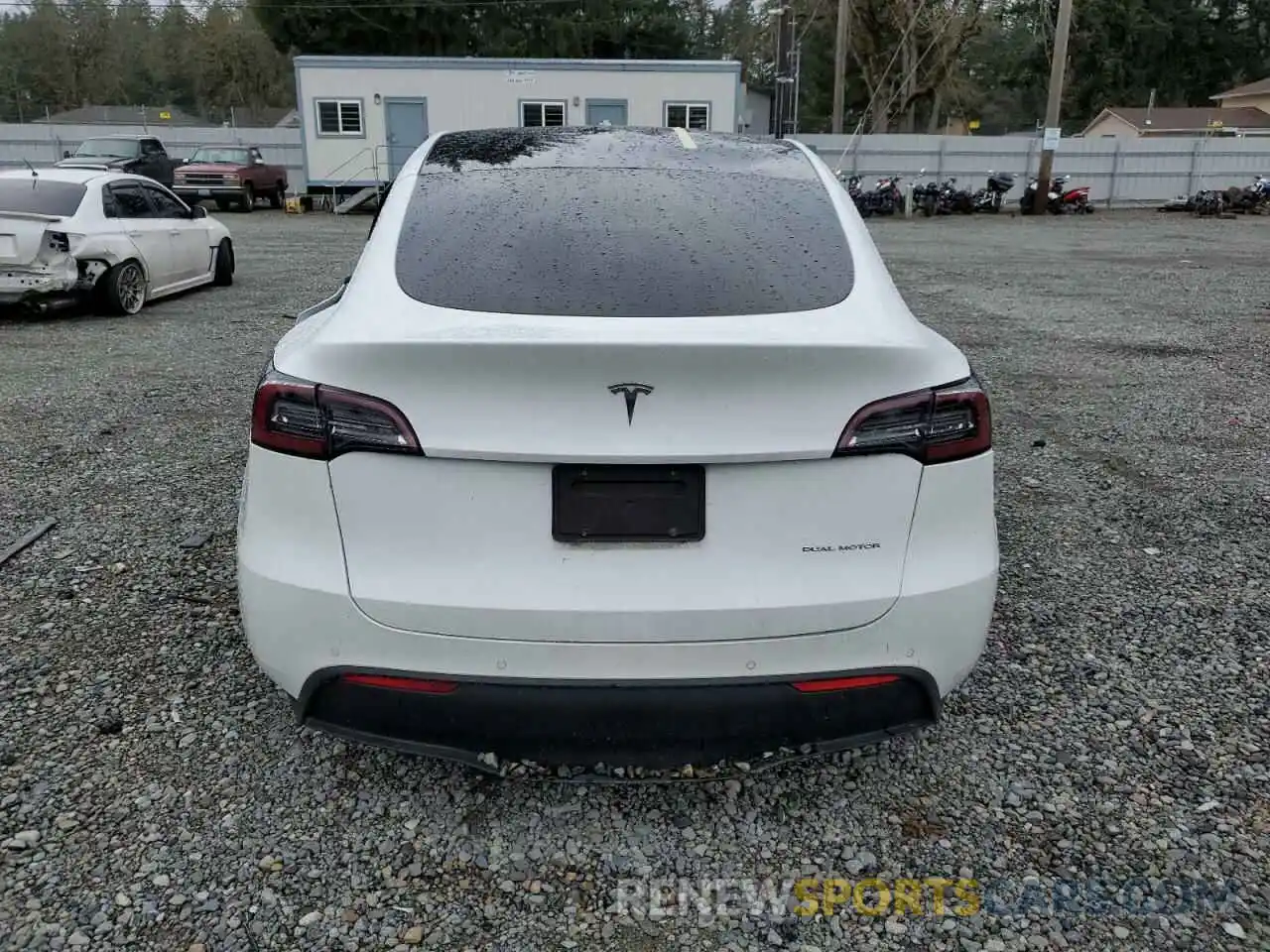 6 Photograph of a damaged car 5YJYGDEE9LF015225 TESLA MODEL Y 2020