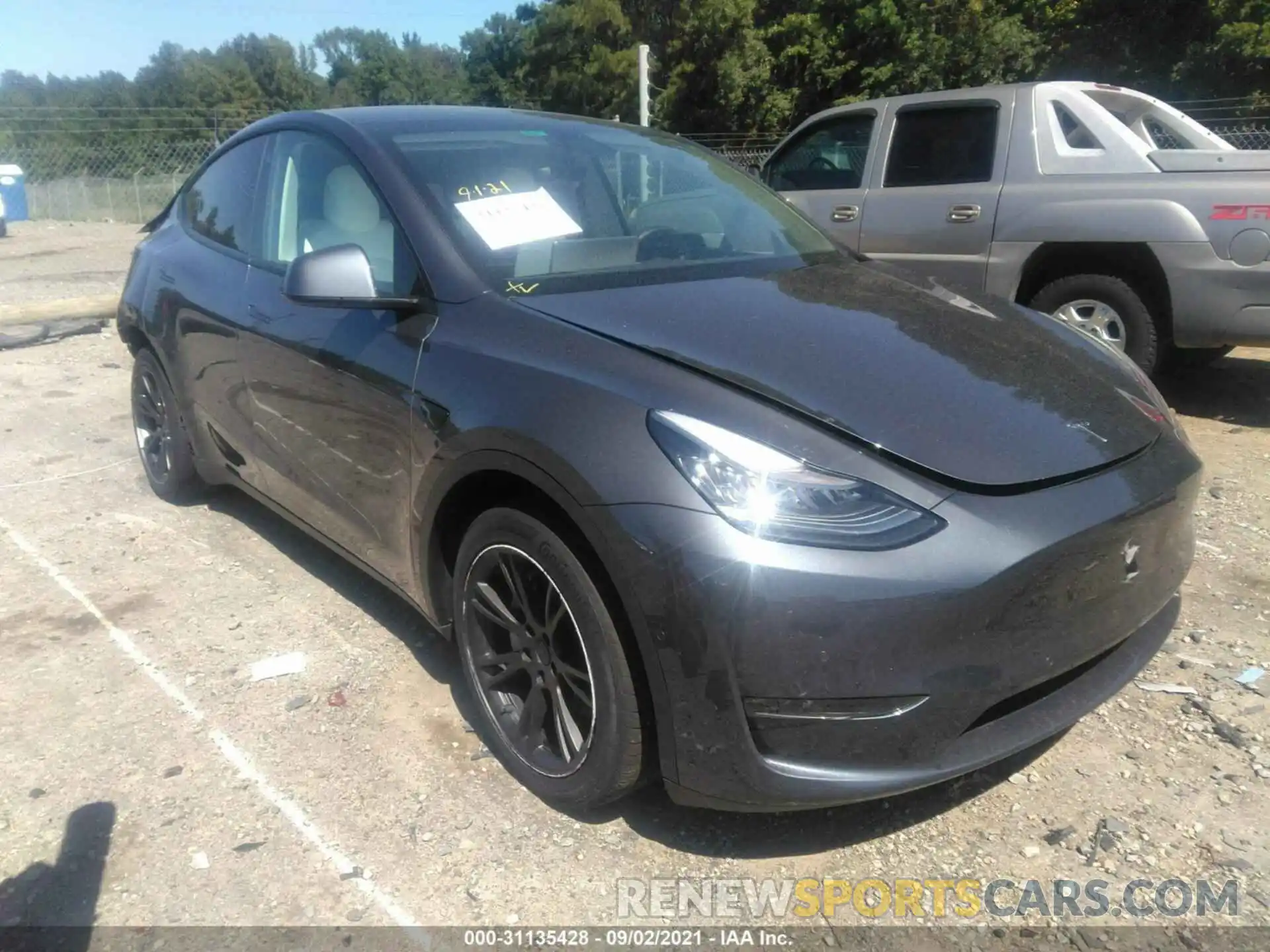 1 Photograph of a damaged car 5YJYGDEE9LF021378 TESLA MODEL Y 2020