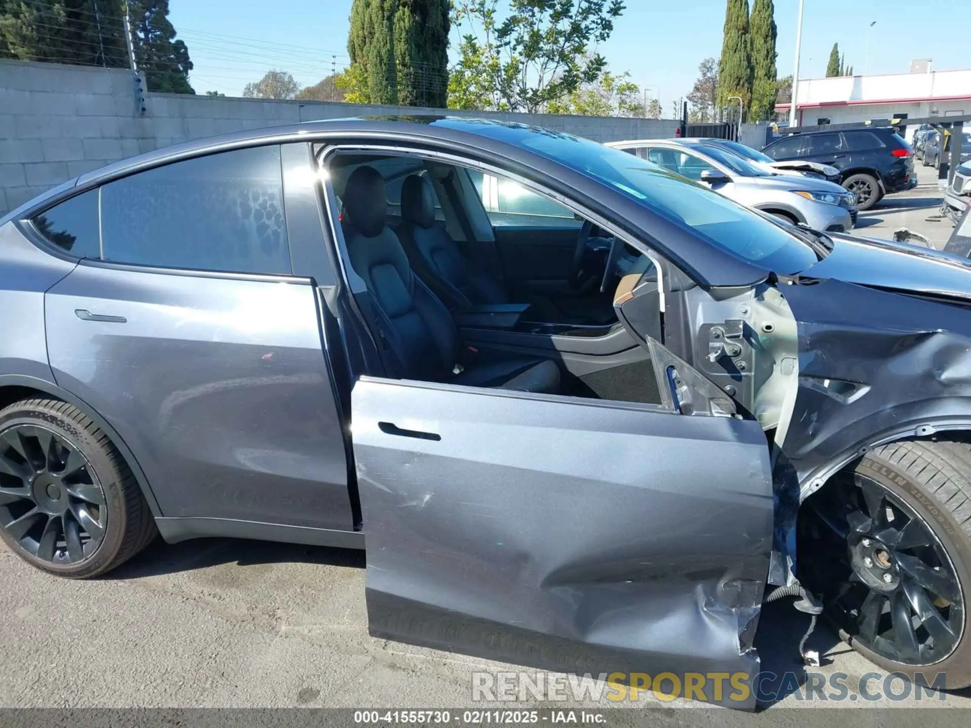 14 Photograph of a damaged car 5YJYGDEE9LF022711 TESLA MODEL Y 2020