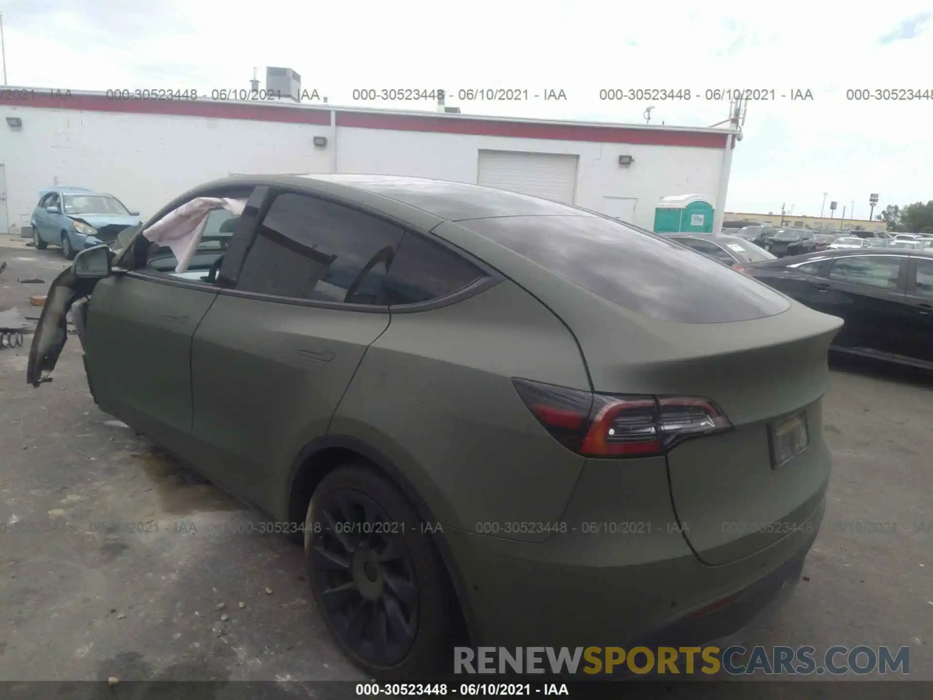 3 Photograph of a damaged car 5YJYGDEE9LF025821 TESLA MODEL Y 2020