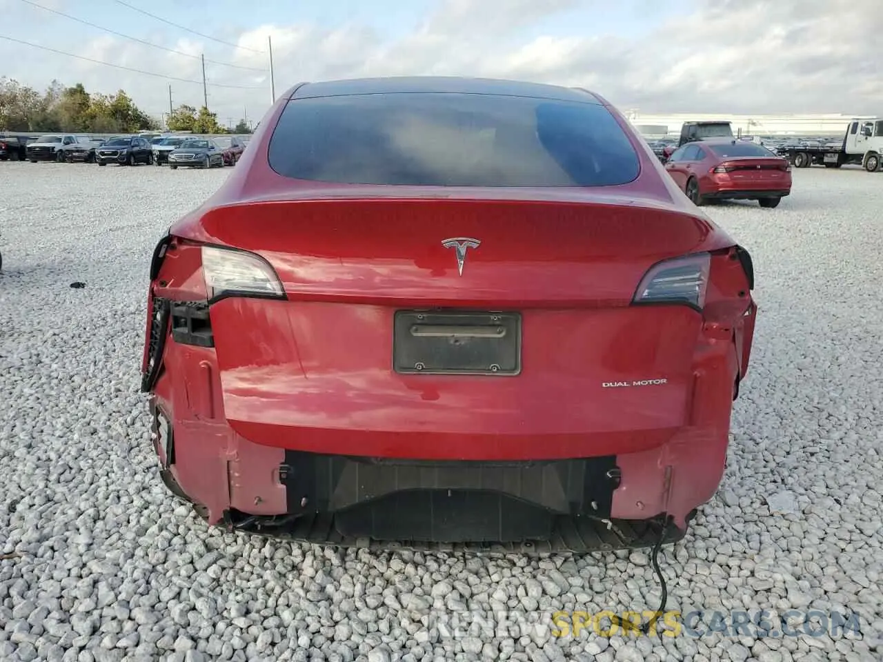 6 Photograph of a damaged car 5YJYGDEE9LF030372 TESLA MODEL Y 2020