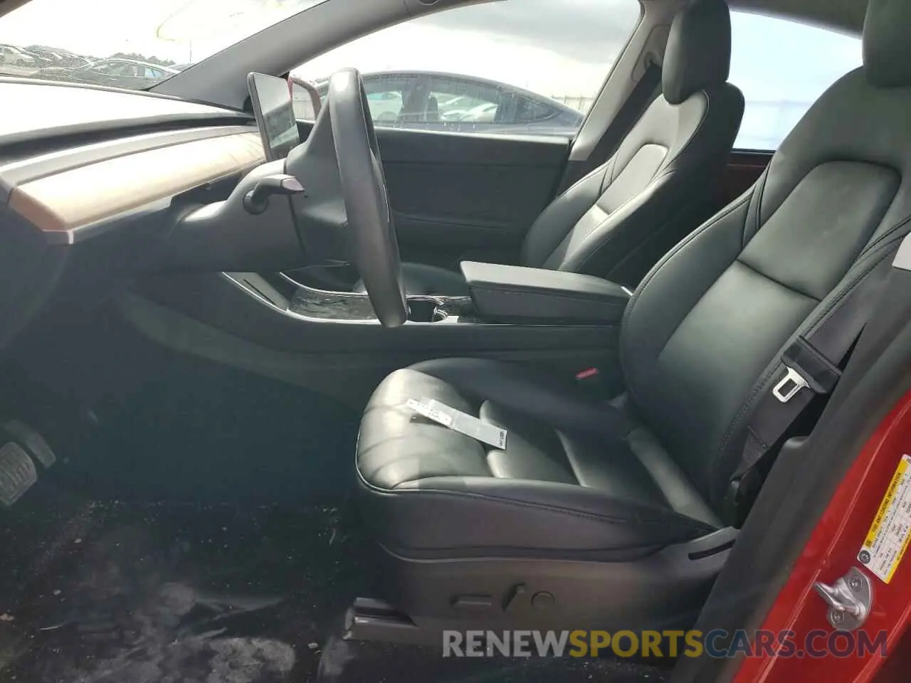 7 Photograph of a damaged car 5YJYGDEE9LF030372 TESLA MODEL Y 2020