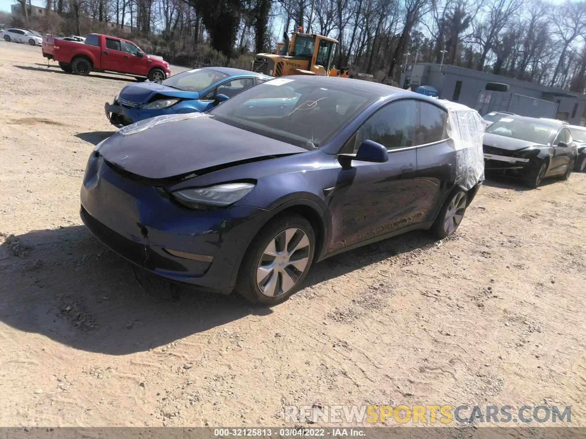 2 Photograph of a damaged car 5YJYGDEE9LF031814 TESLA MODEL Y 2020