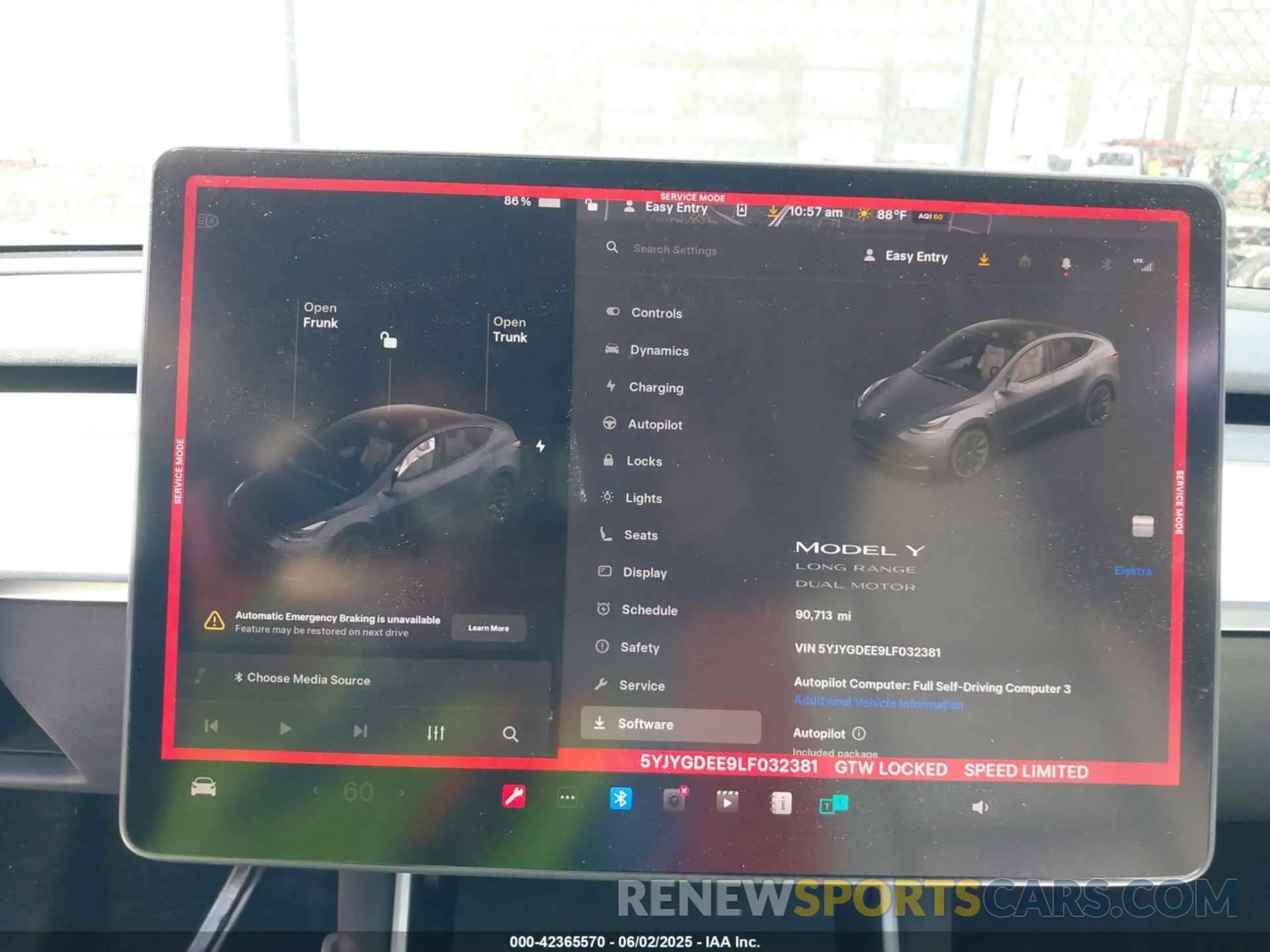 18 Photograph of a damaged car 5YJYGDEE9LF032381 TESLA MODEL Y 2020
